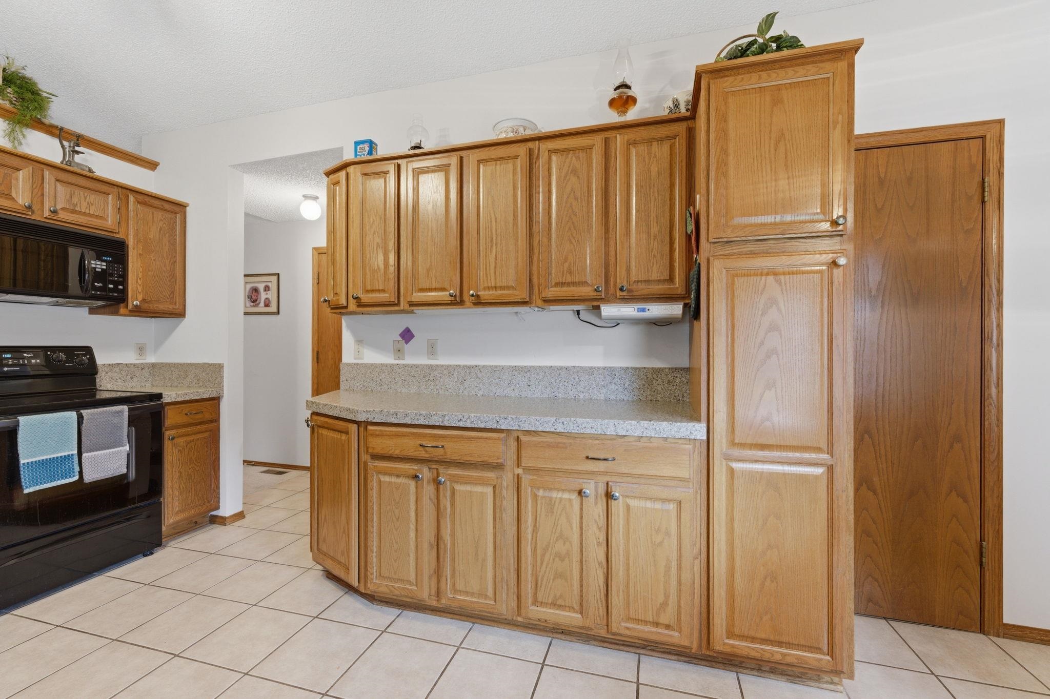 532 N Judith Wichita KS 67212