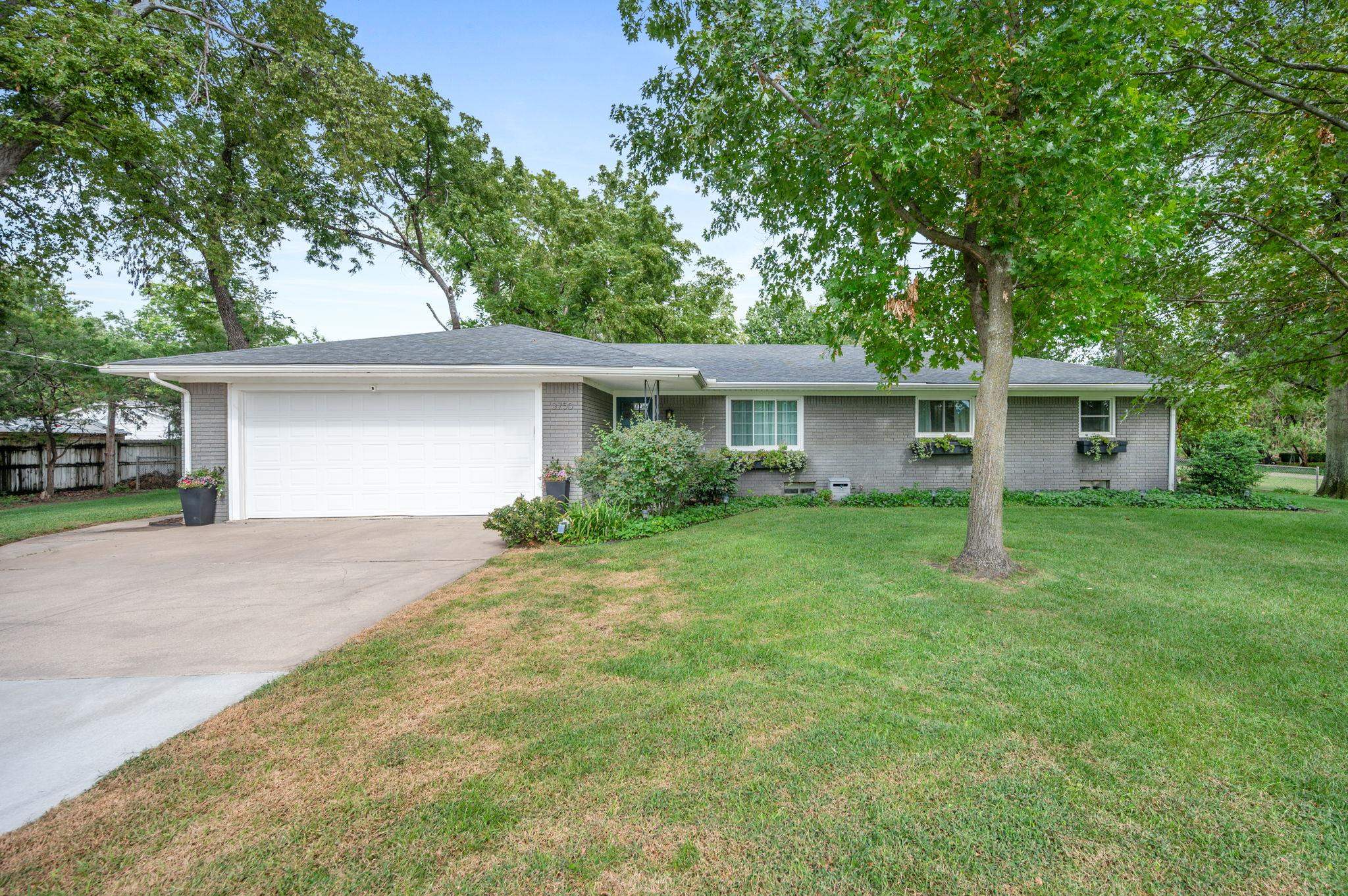 3750 S Ridge Road Wichita KS 67215