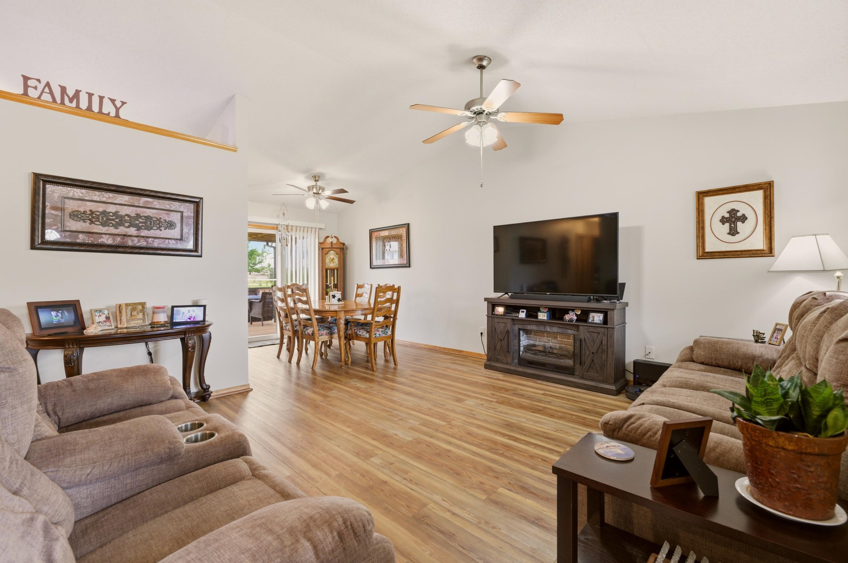 1338 N Aksarben Court Wichita KS 67235