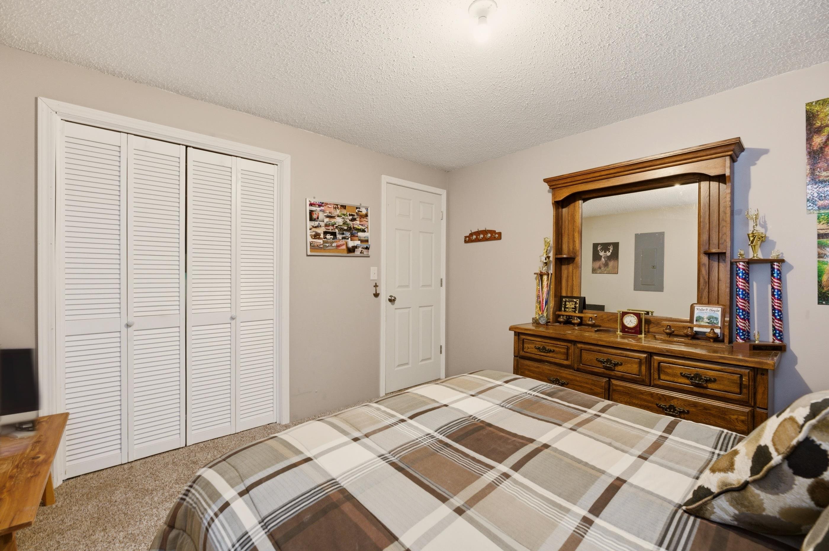 1338 N Aksarben Court Wichita KS 67235