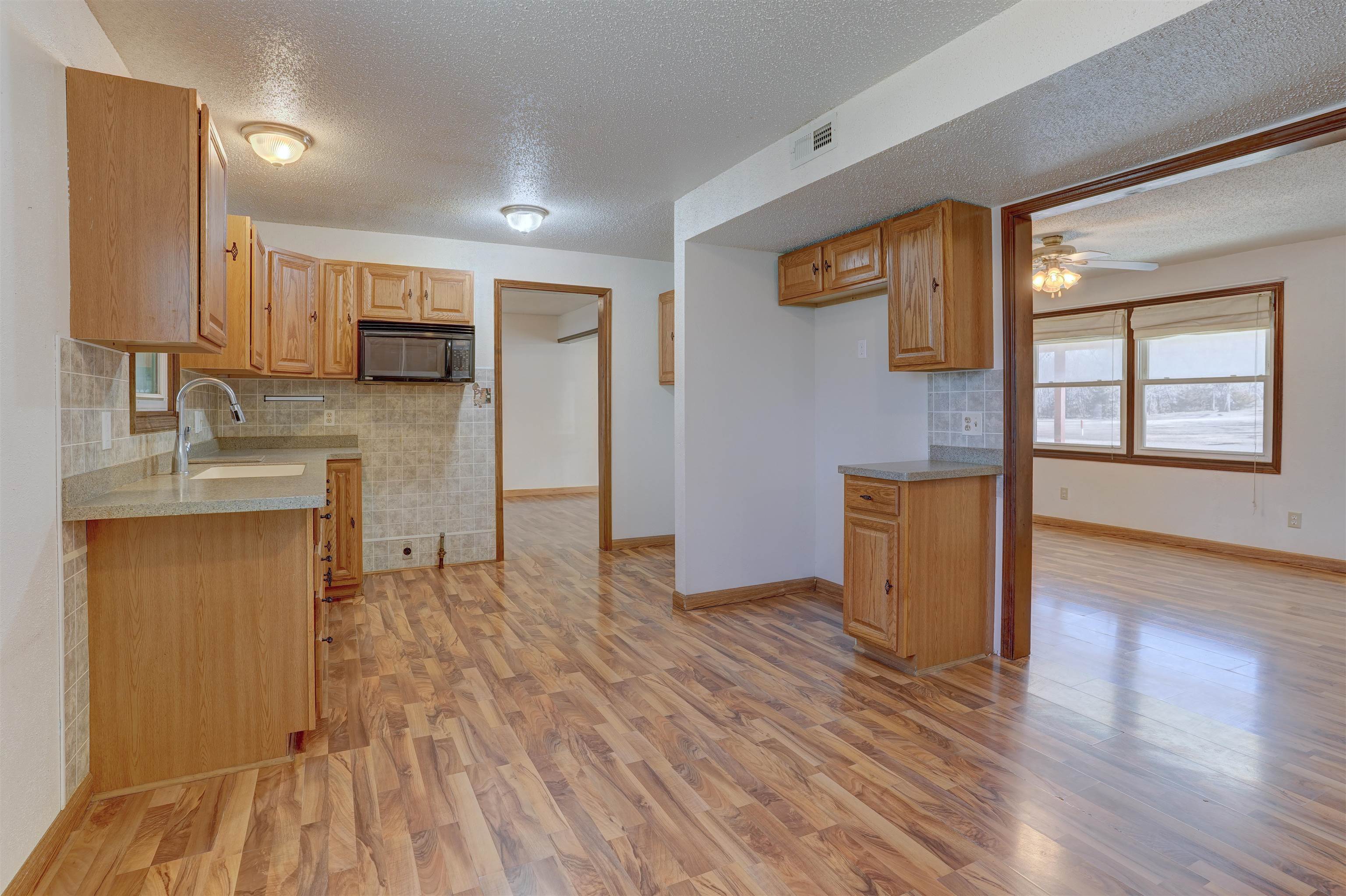 507 N College Street Winfield KS 67156