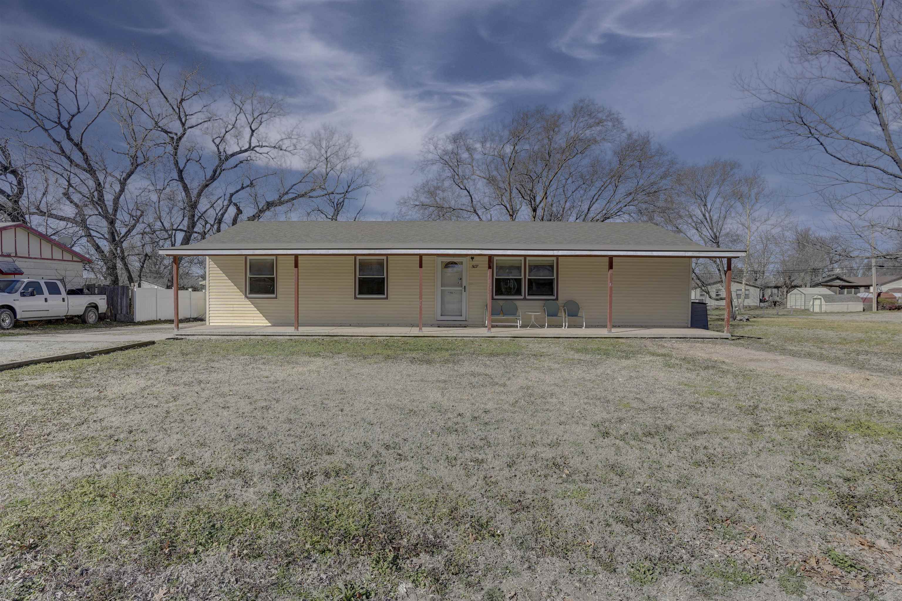 507 N College Street Winfield KS 67156