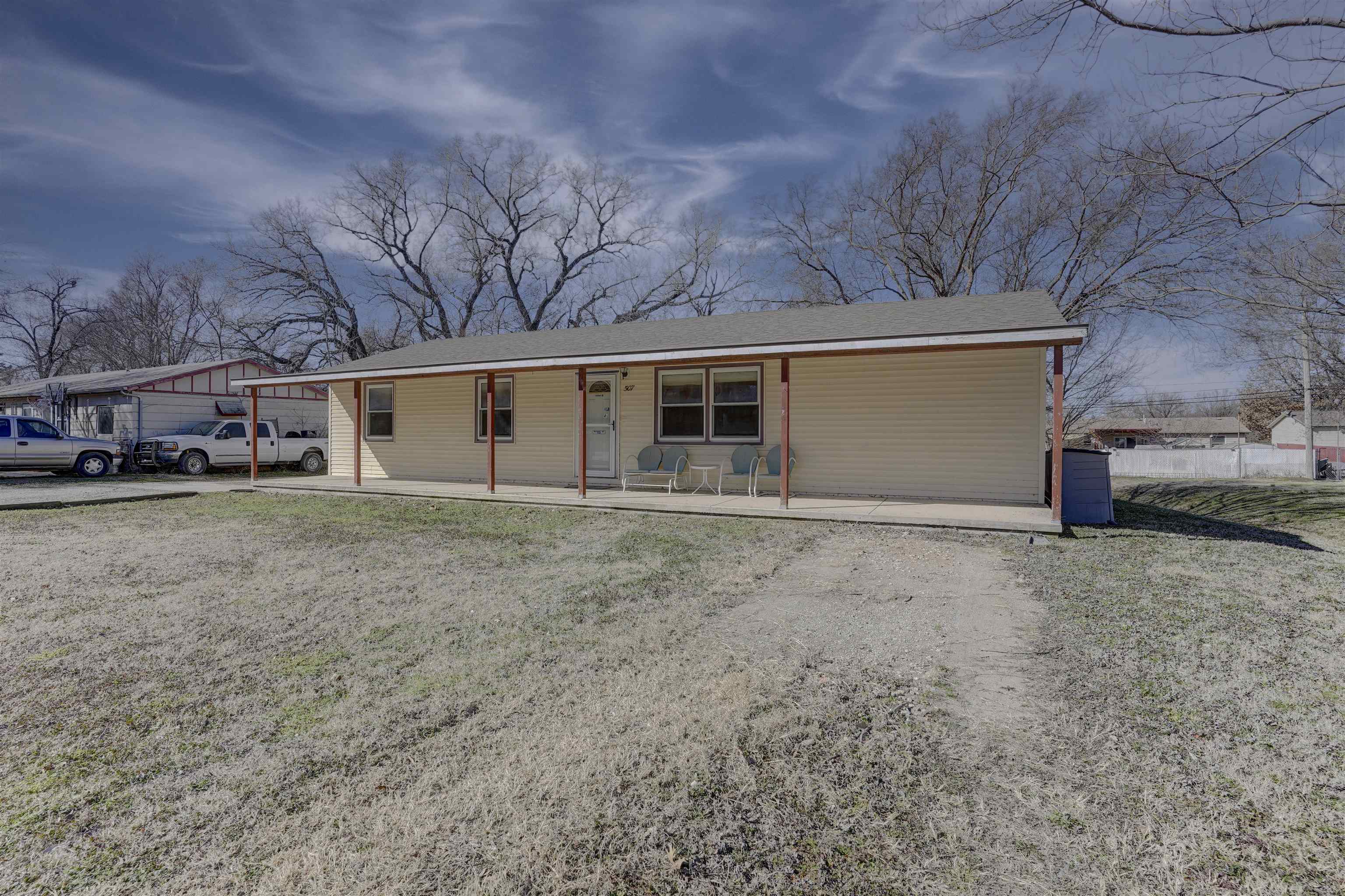507 N College Street Winfield KS 67156