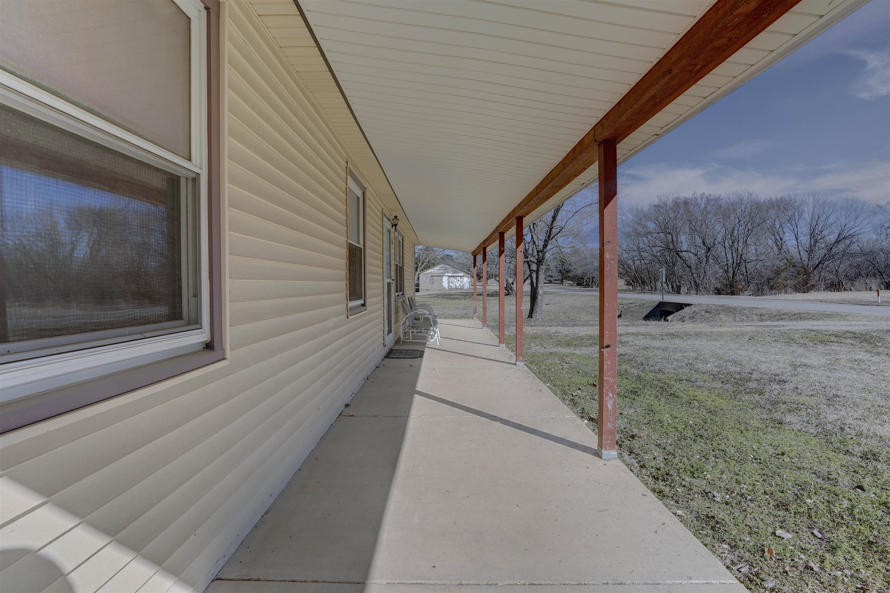 507 N College Street Winfield KS 67156
