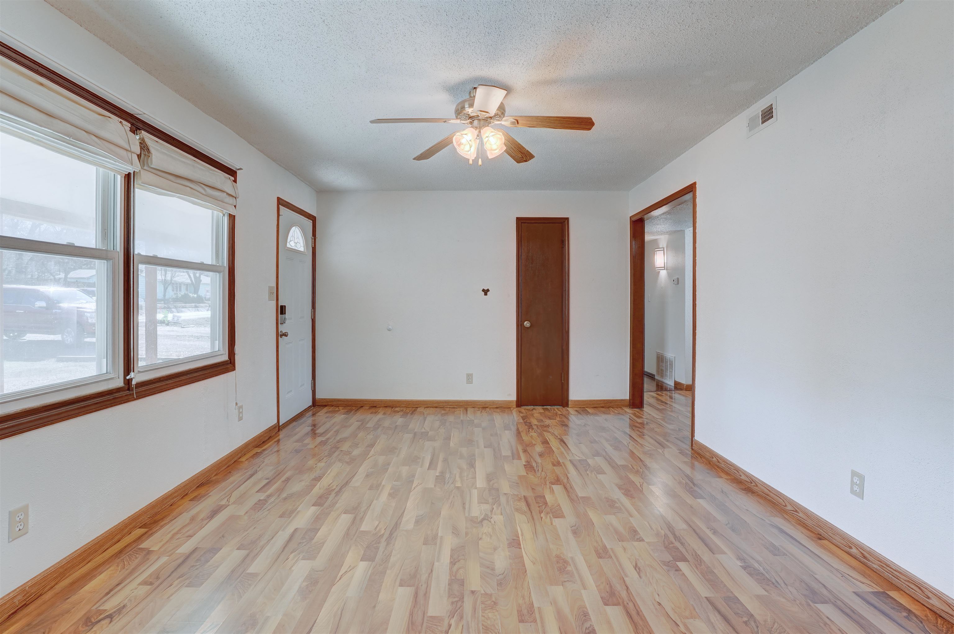 507 N College Street Winfield KS 67156