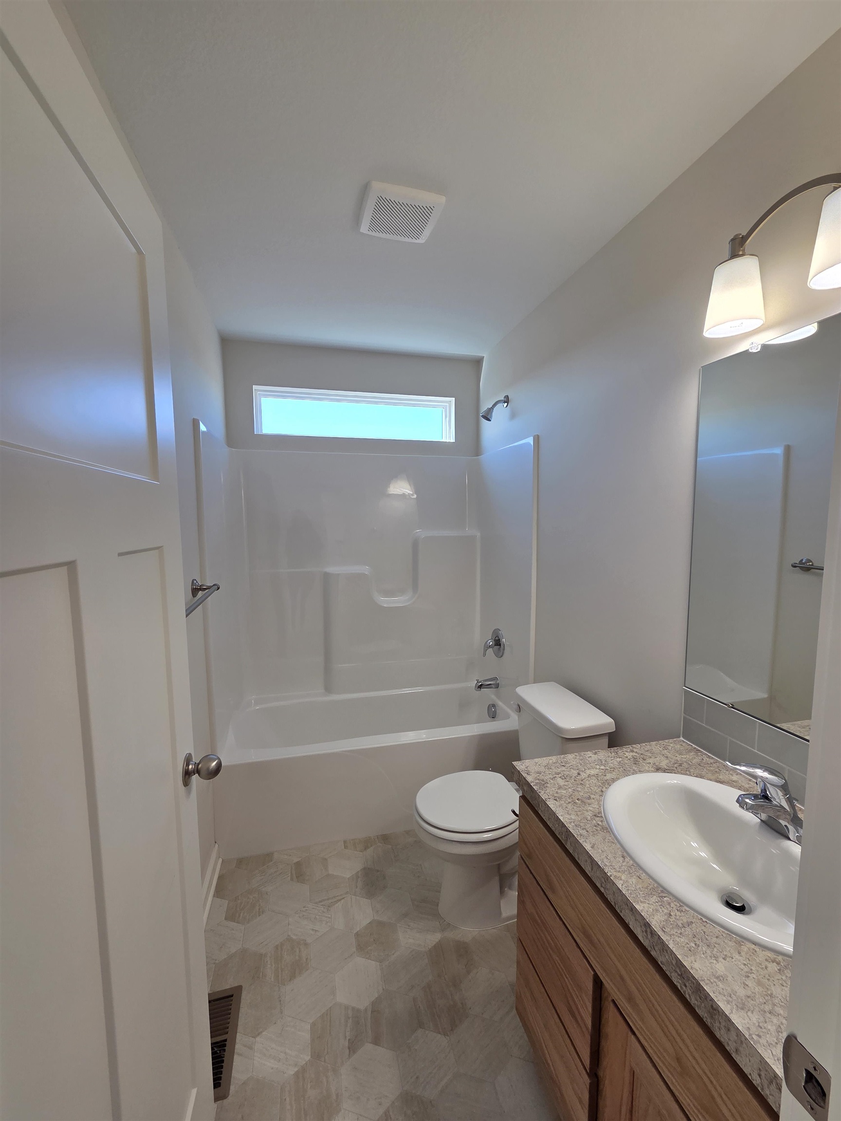 215 Summer Drive Newton KS 67114