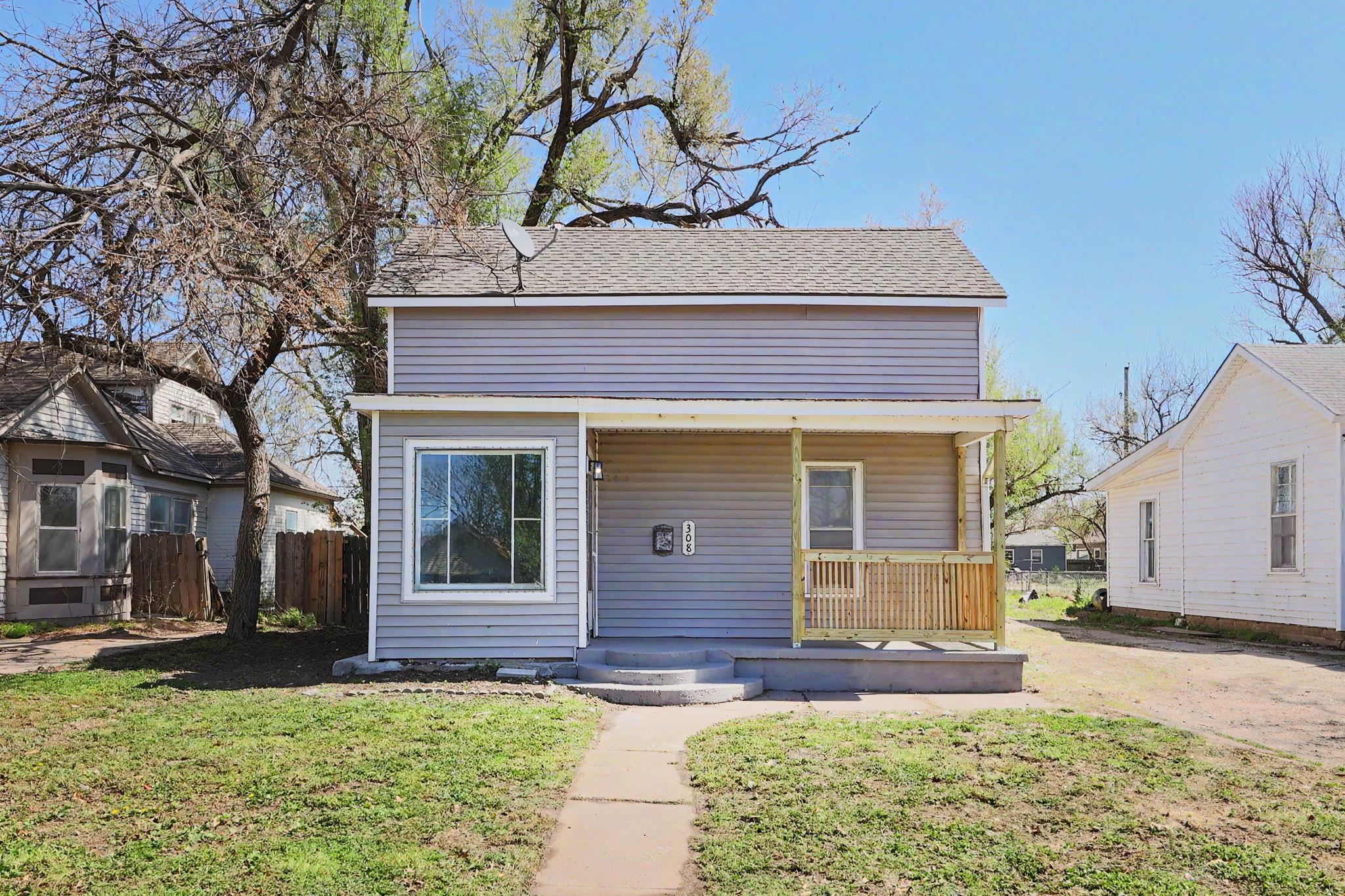 308 Spruce Street Halstead KS 67056