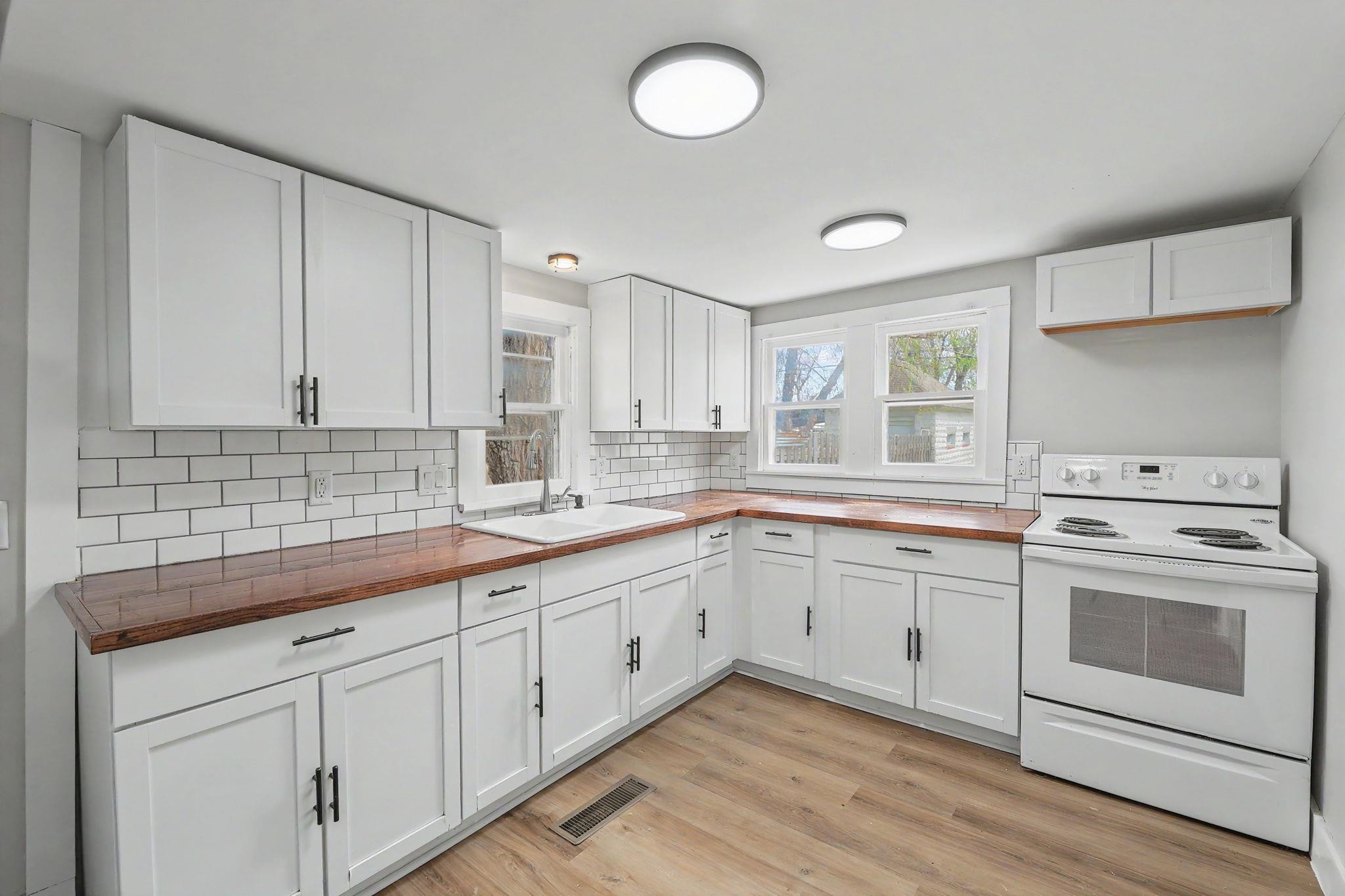 308 Spruce Street Halstead KS 67056