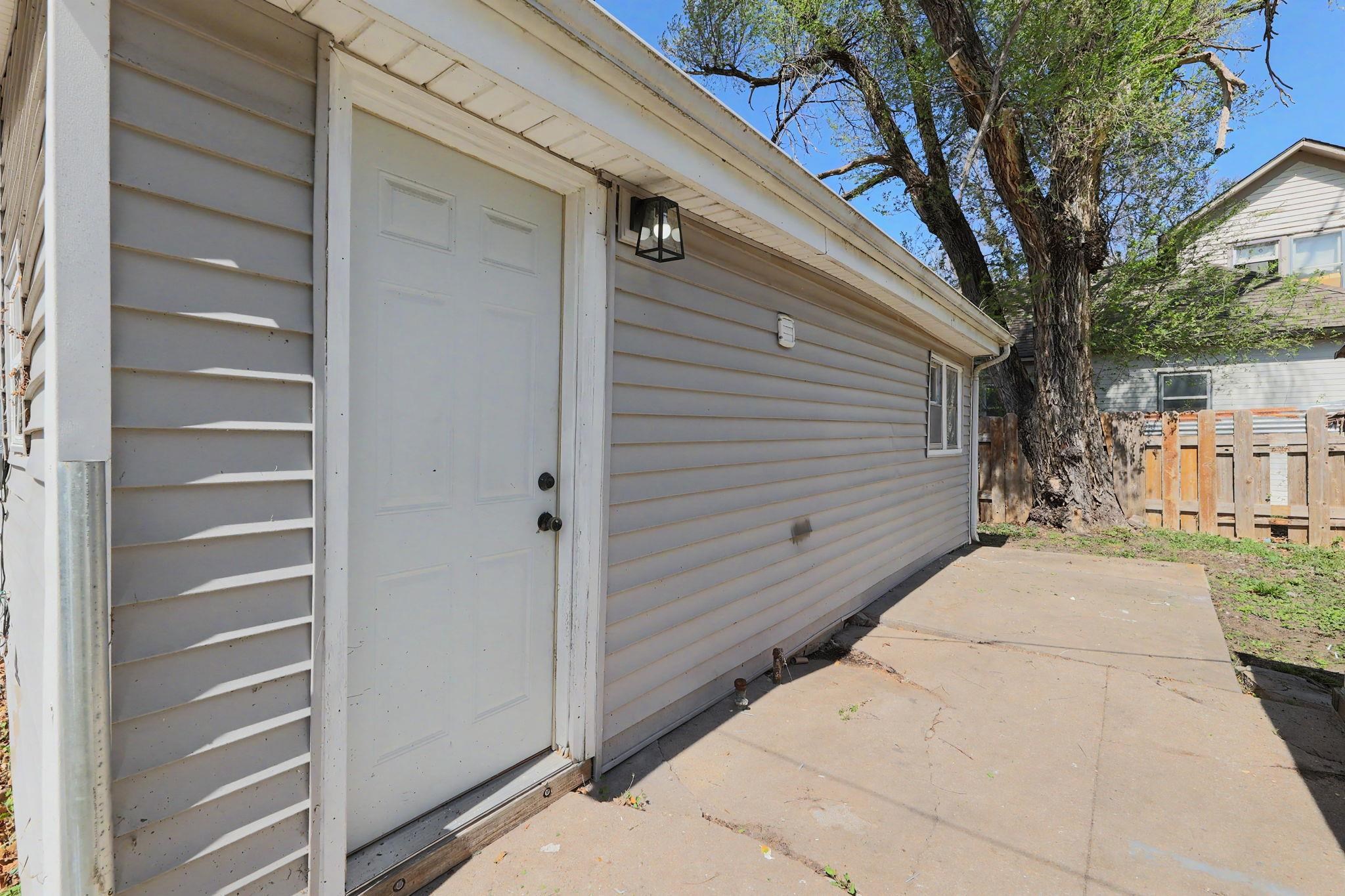 308 Spruce Street Halstead KS 67056