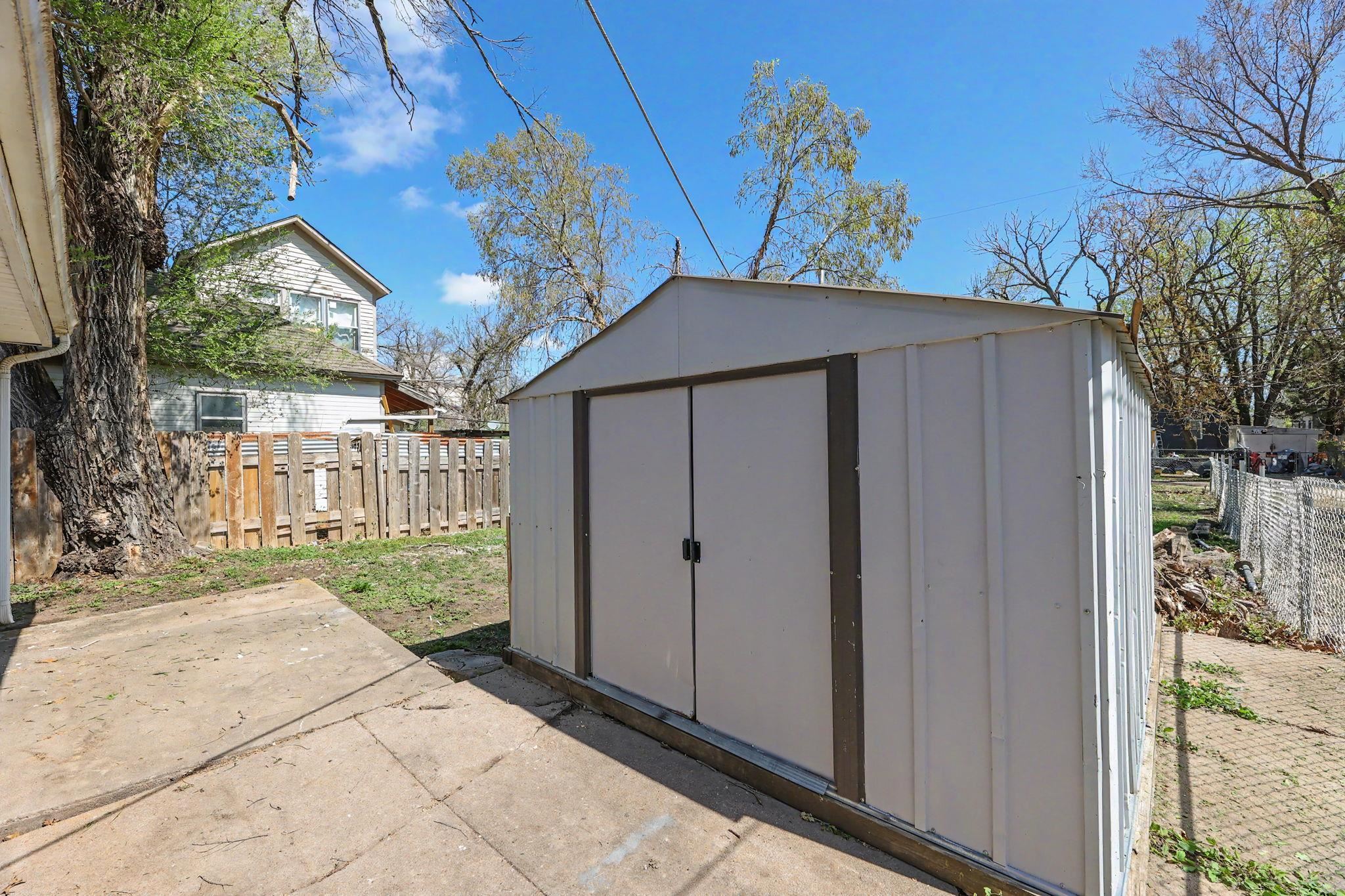 308 Spruce Street Halstead KS 67056