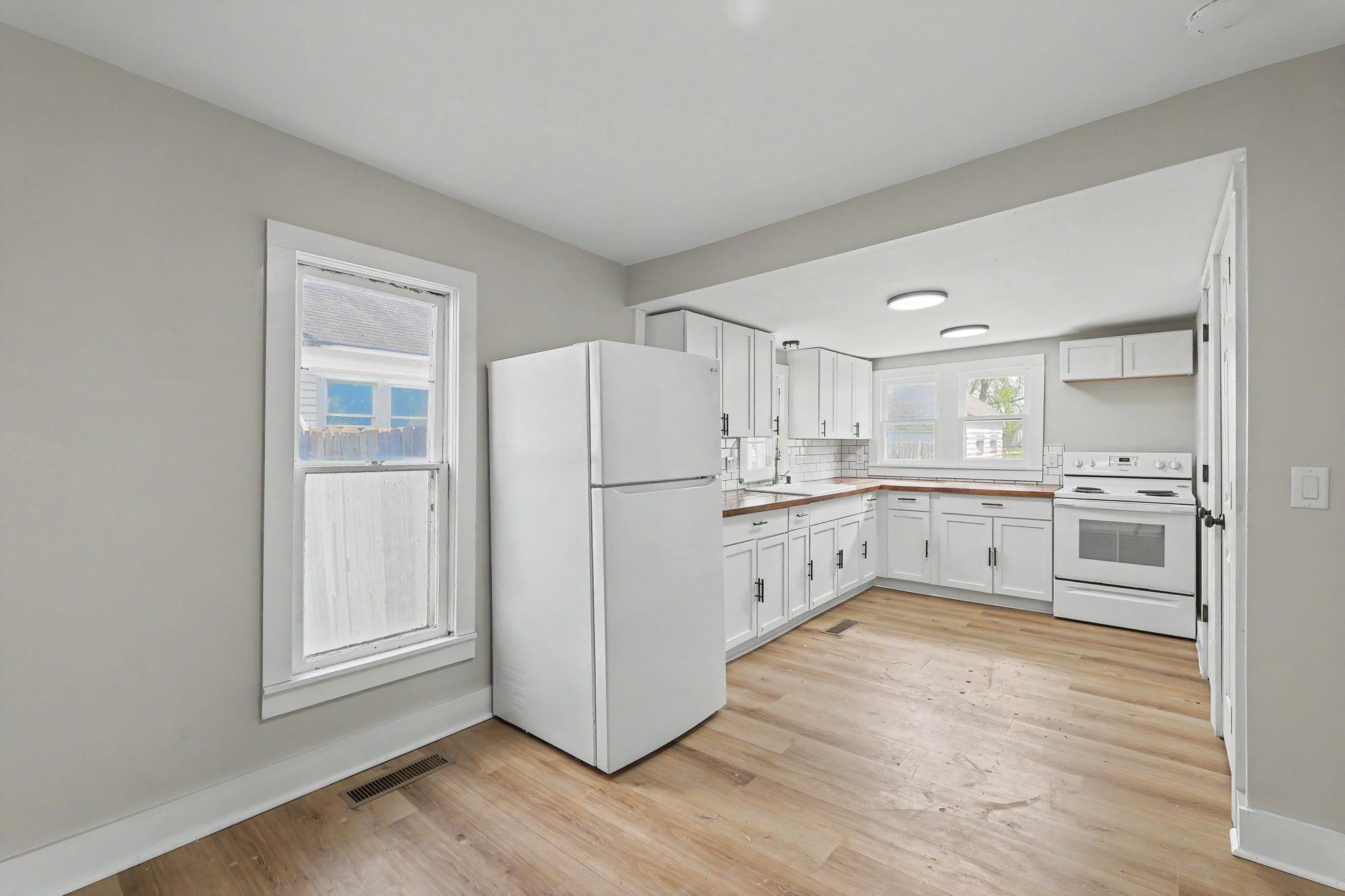 308 Spruce Street Halstead KS 67056
