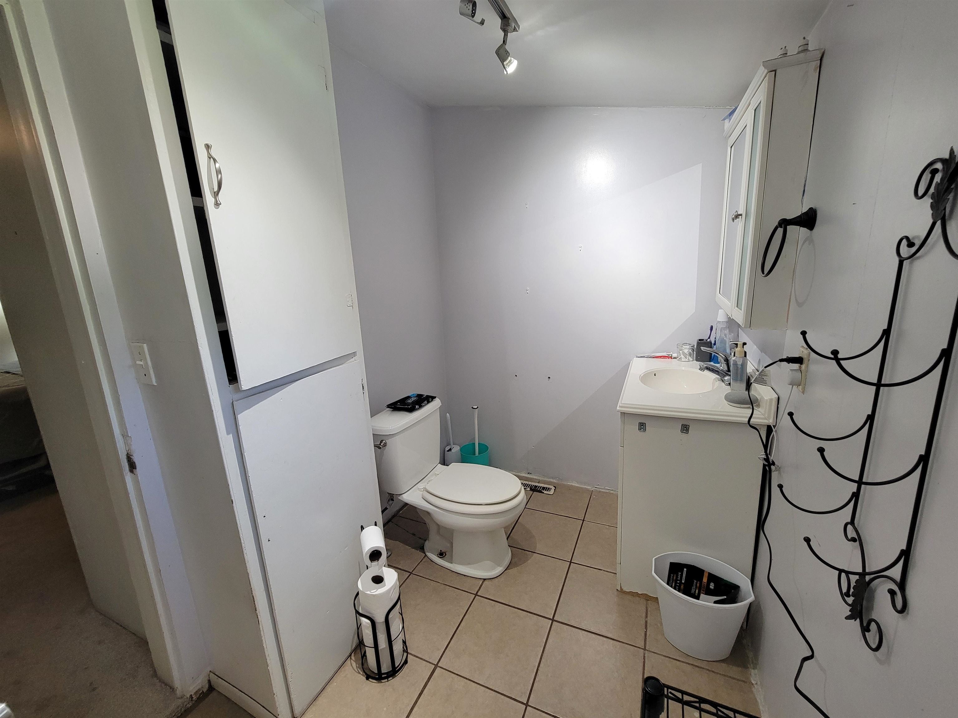 1209 N C Wellington KS 67152