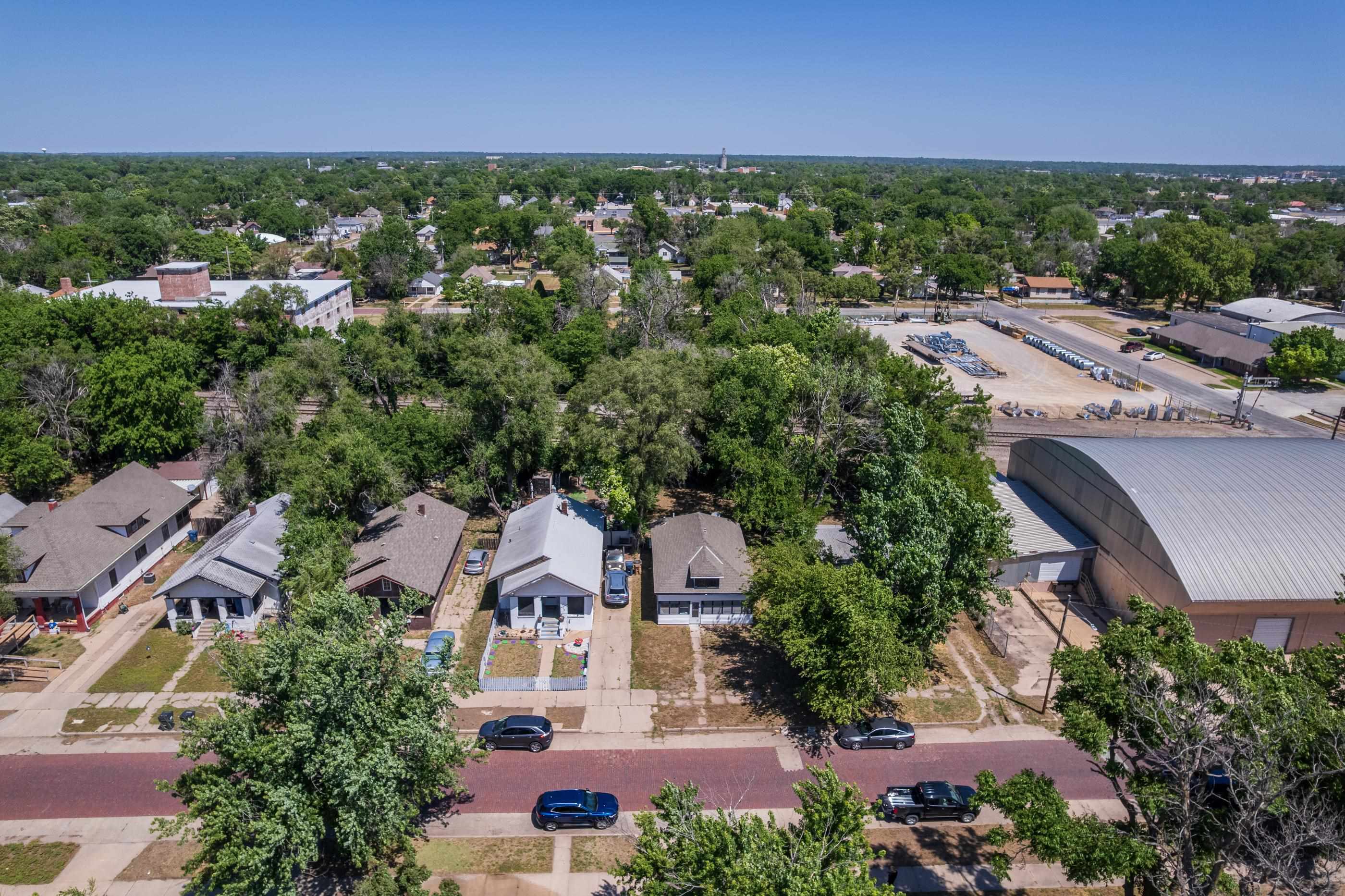724 E 1st Avenue Hutchinson KS 67501