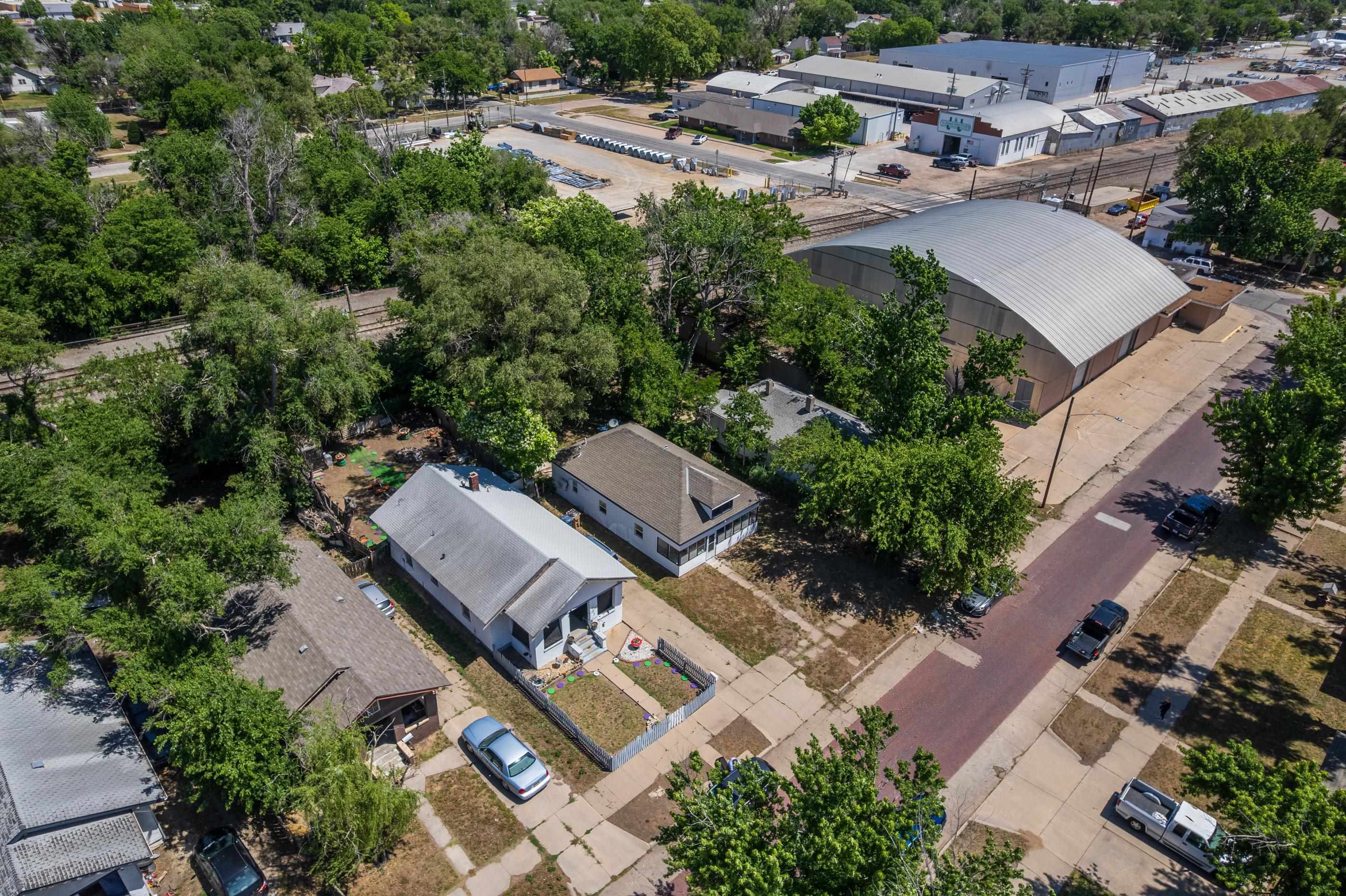724 E 1st Avenue Hutchinson KS 67501