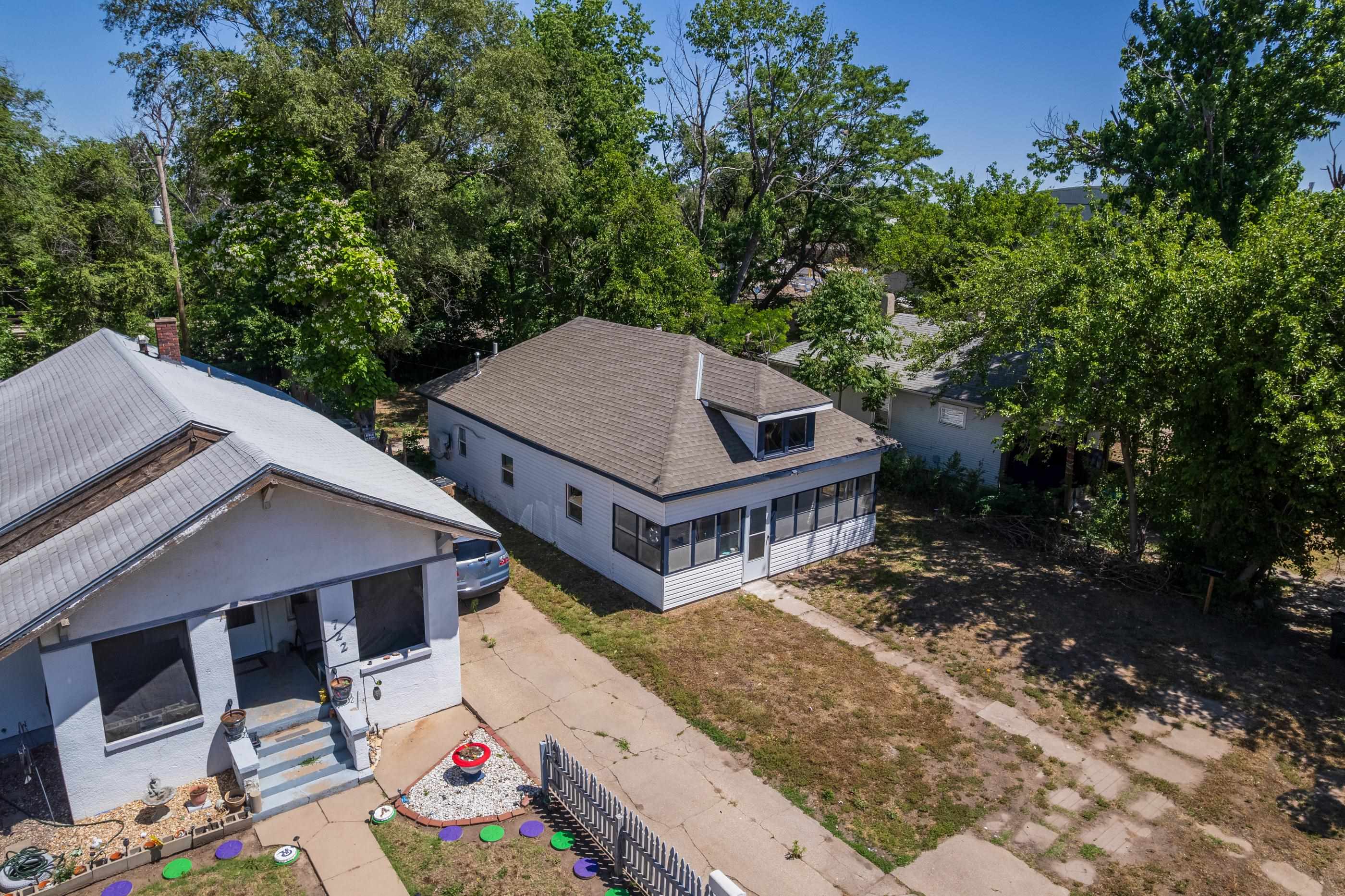 724 E 1st Avenue Hutchinson KS 67501