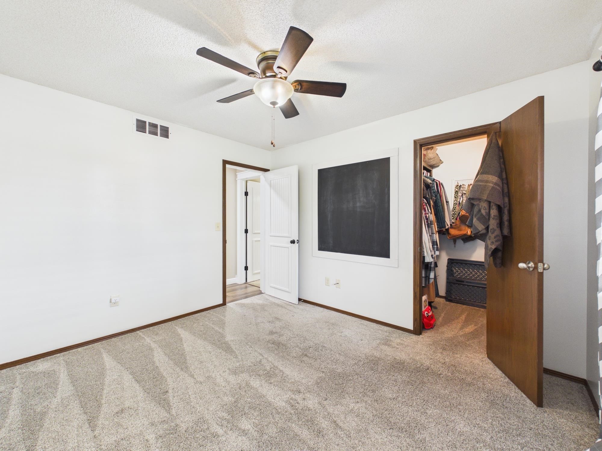 1222 N Oak Ridge Court Goddard KS 67052