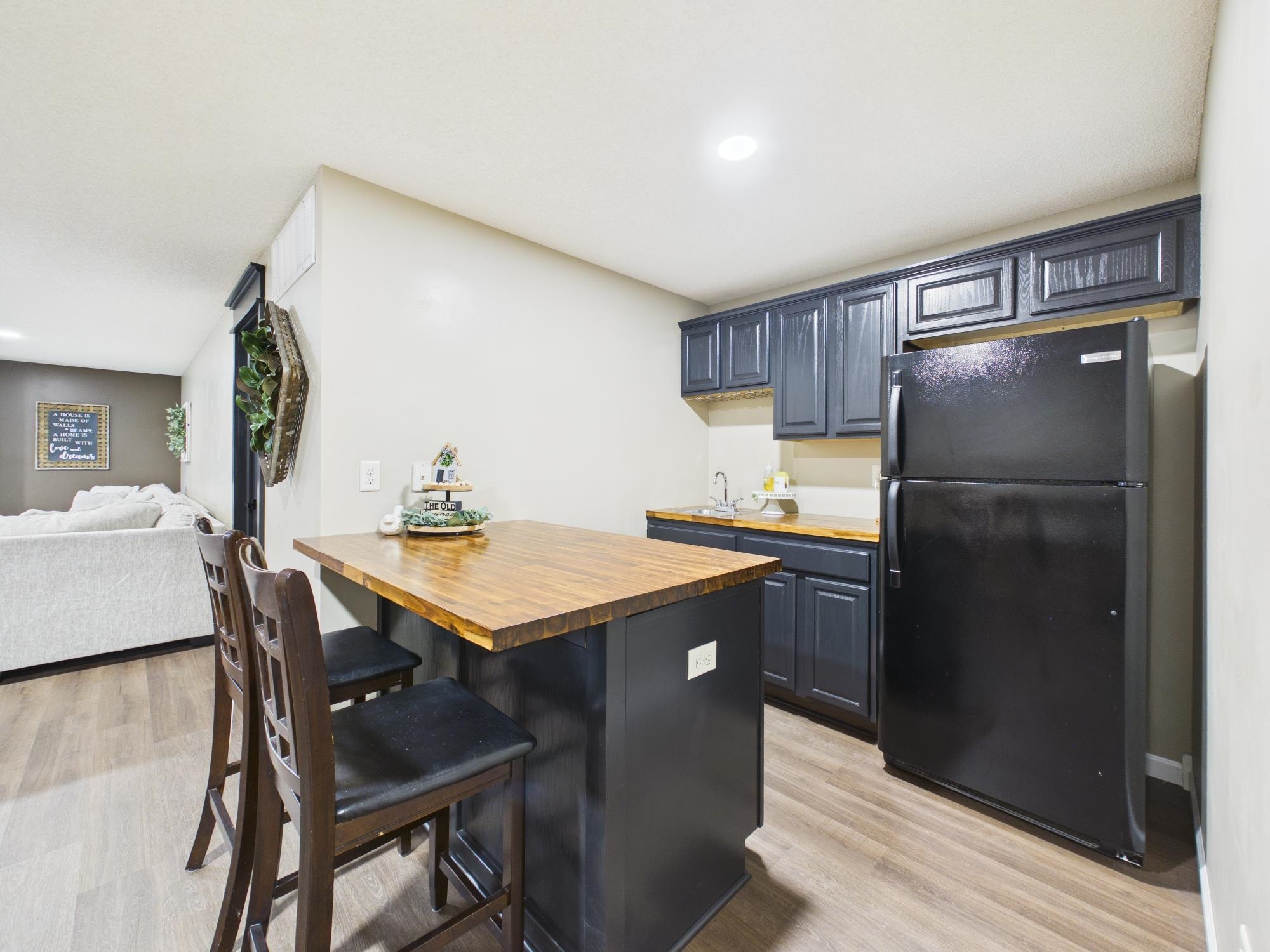 1222 N Oak Ridge Court Goddard KS 67052
