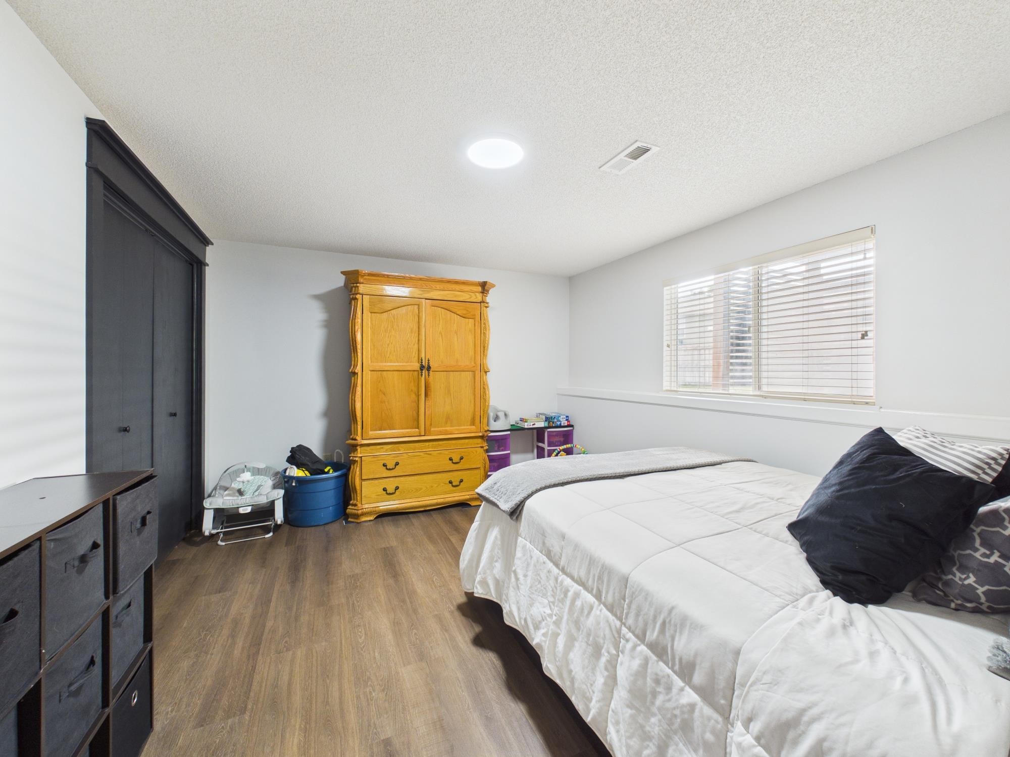 1222 N Oak Ridge Court Goddard KS 67052