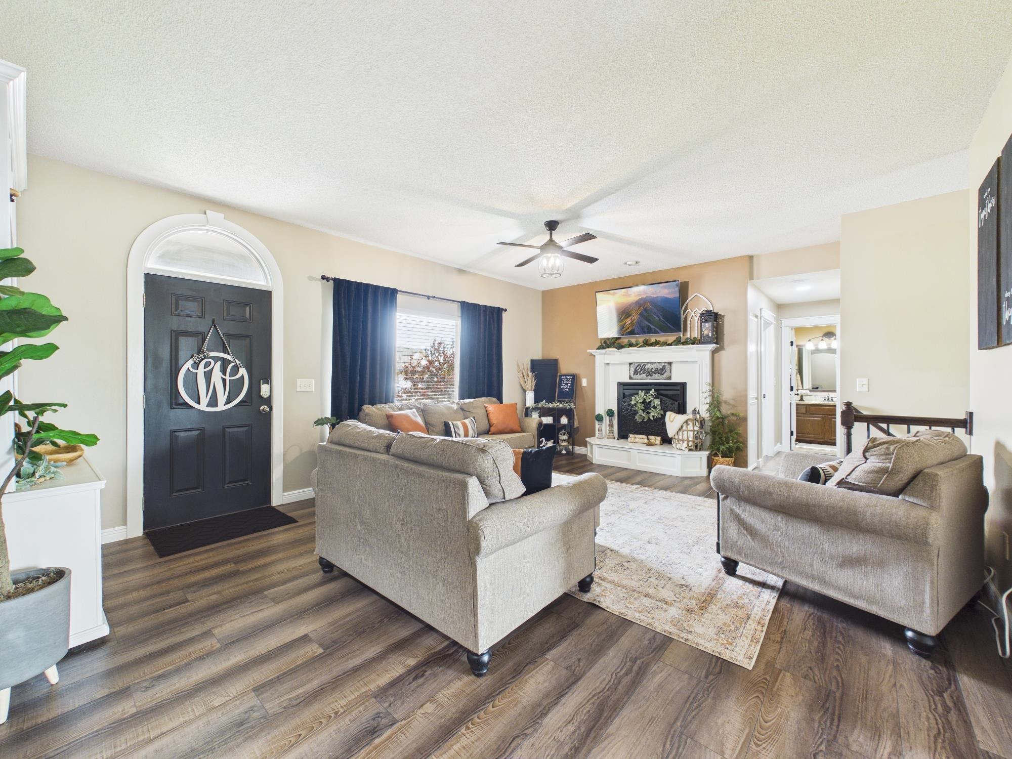 1222 N Oak Ridge Court Goddard KS 67052