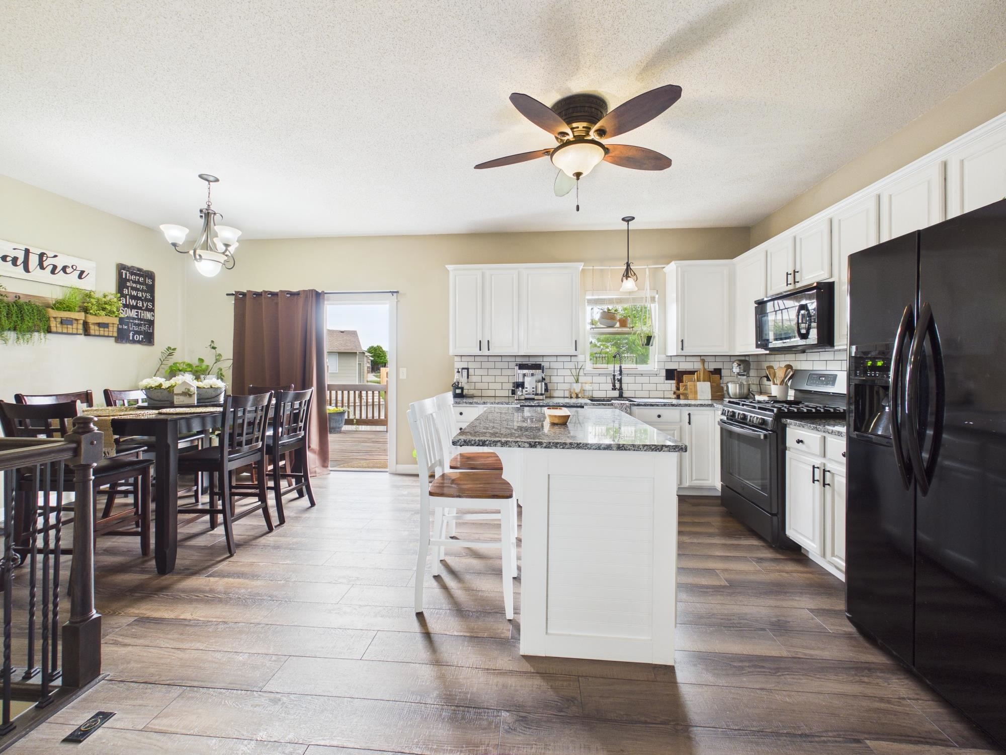 1222 N Oak Ridge Court Goddard KS 67052