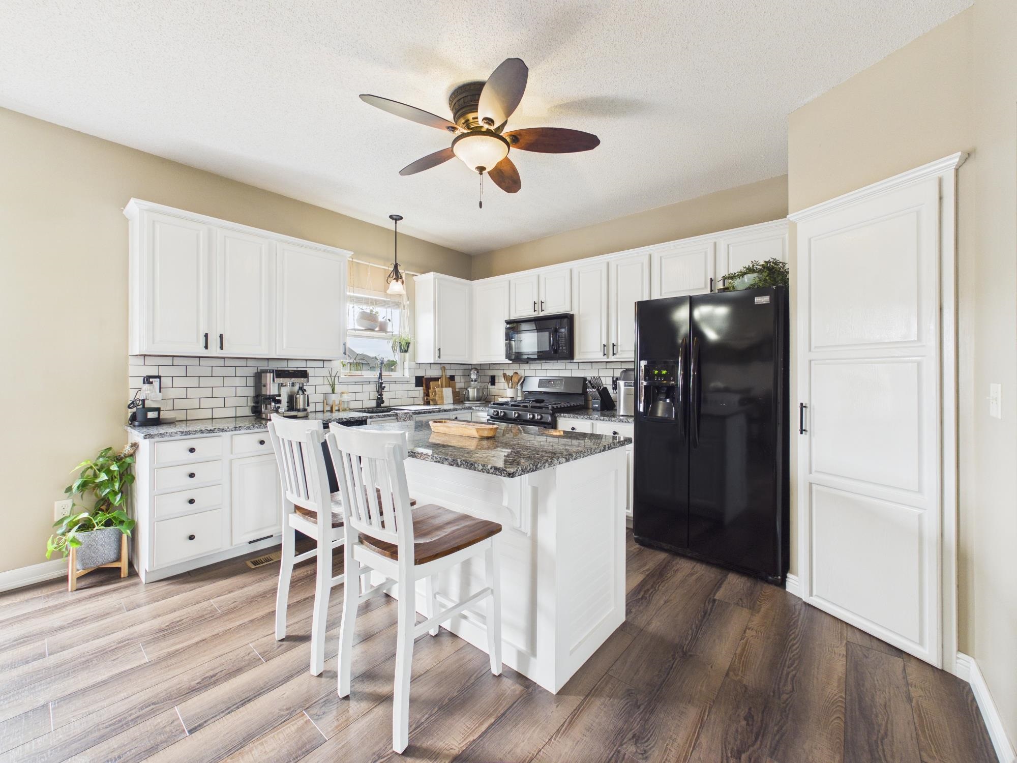 1222 N Oak Ridge Court Goddard KS 67052