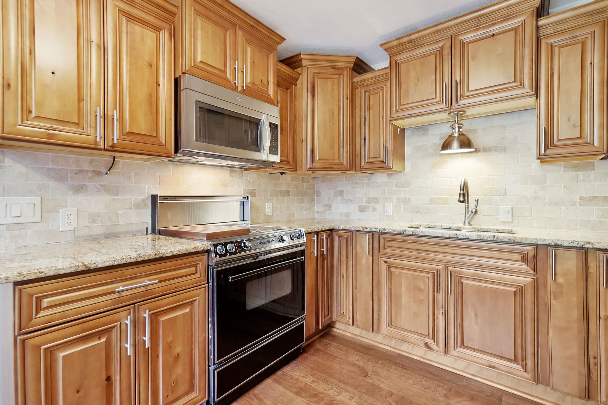 635 N Wolf Street Cheney KS 67025