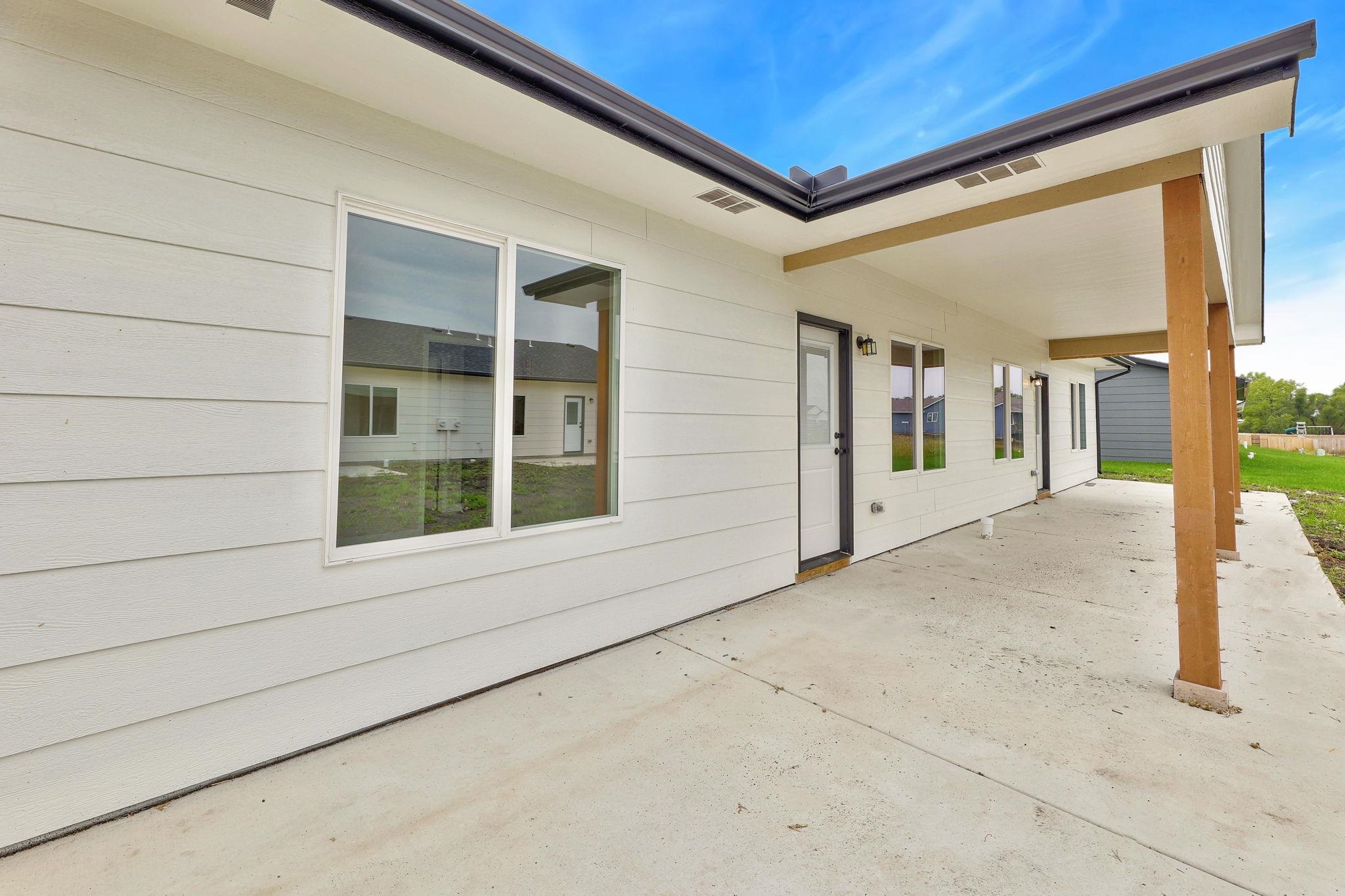 9167 E Chris Street Bel Aire KS 67226