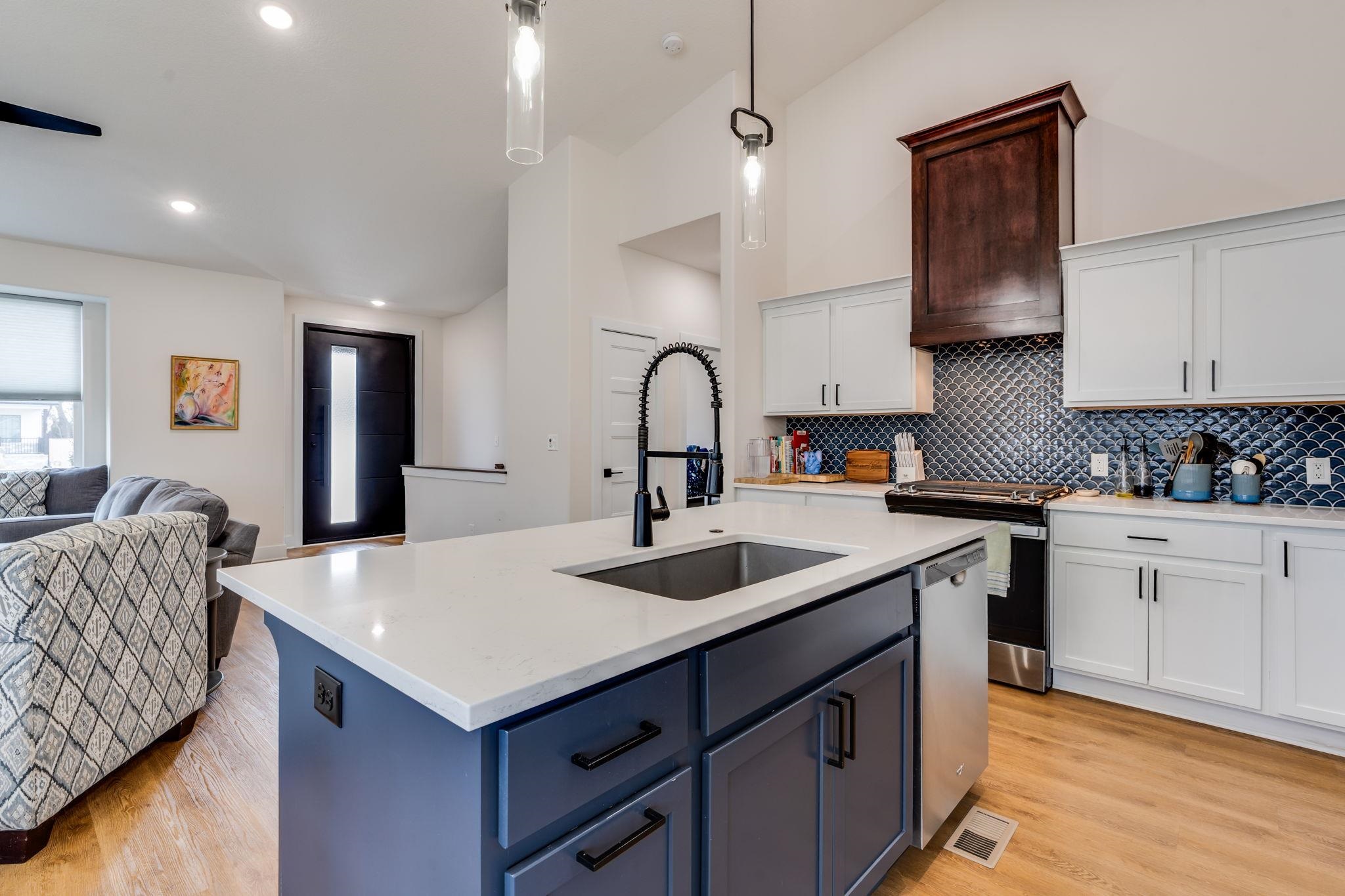 2337 S Nicole Andover KS 67002