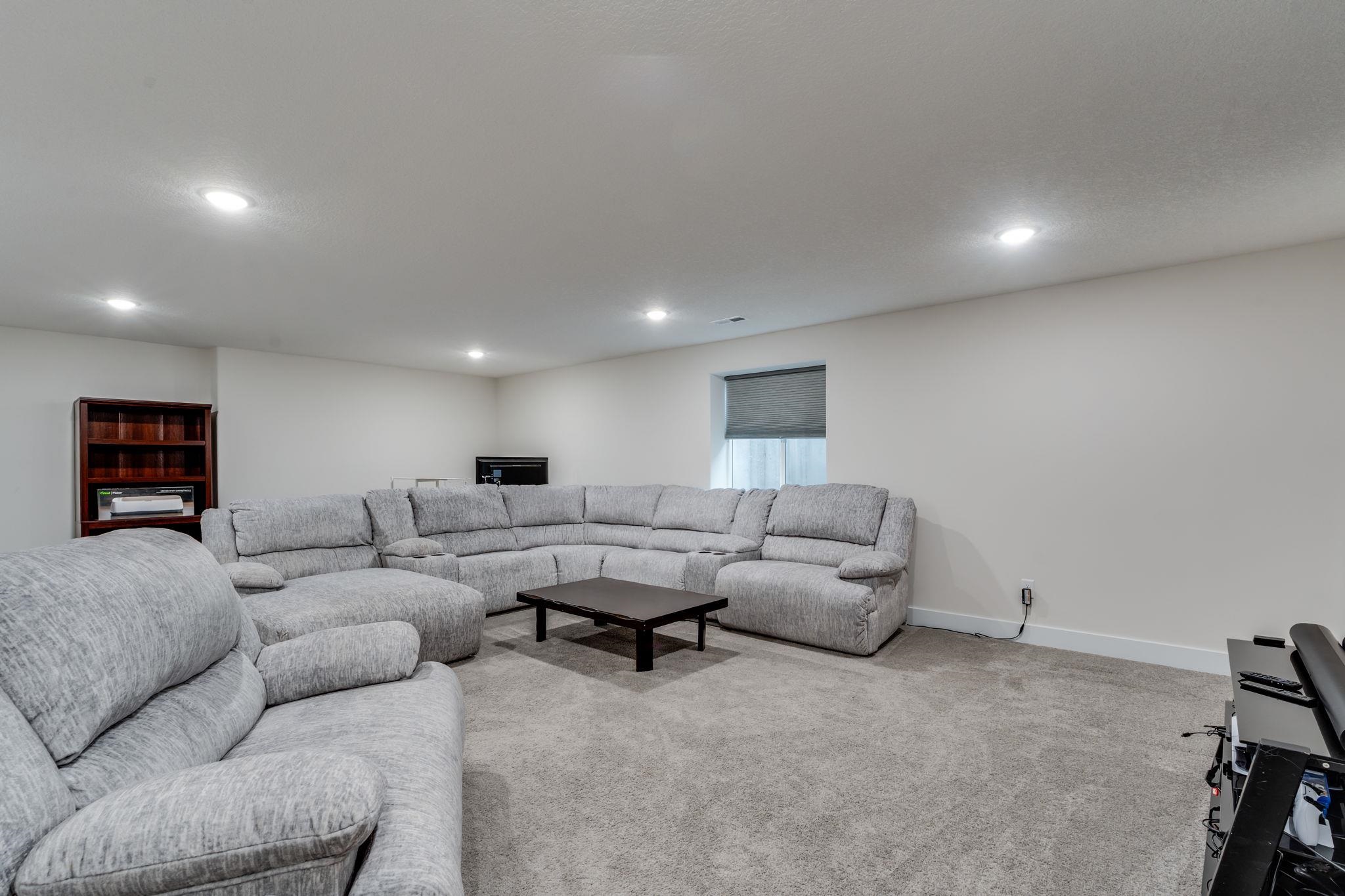 2337 S Nicole Andover KS 67002