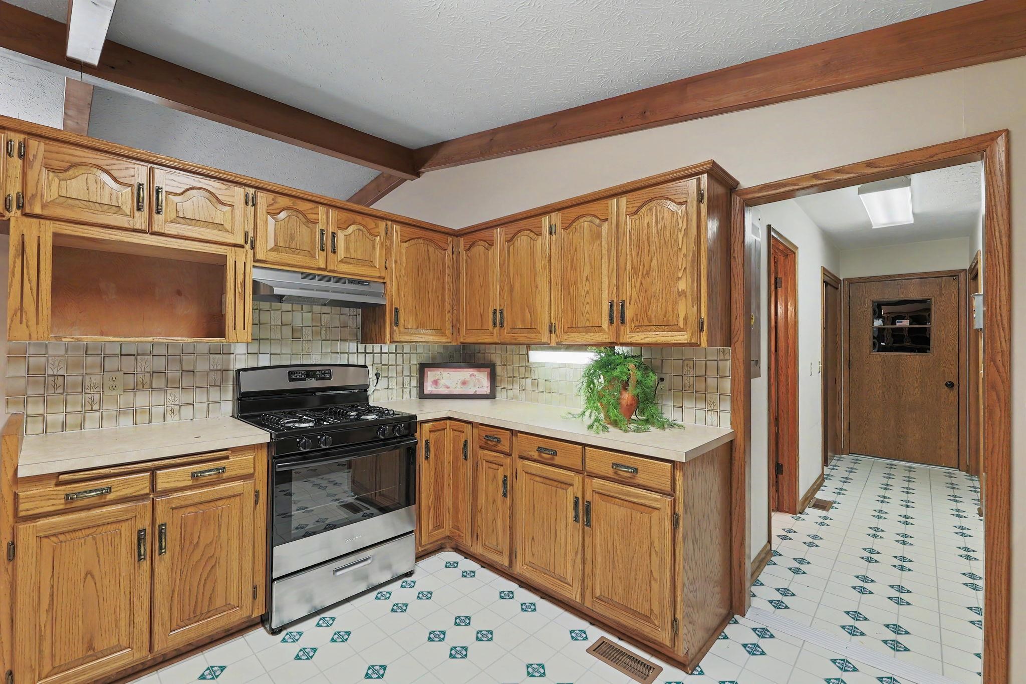 3036 S Osage Wichita KS 67217