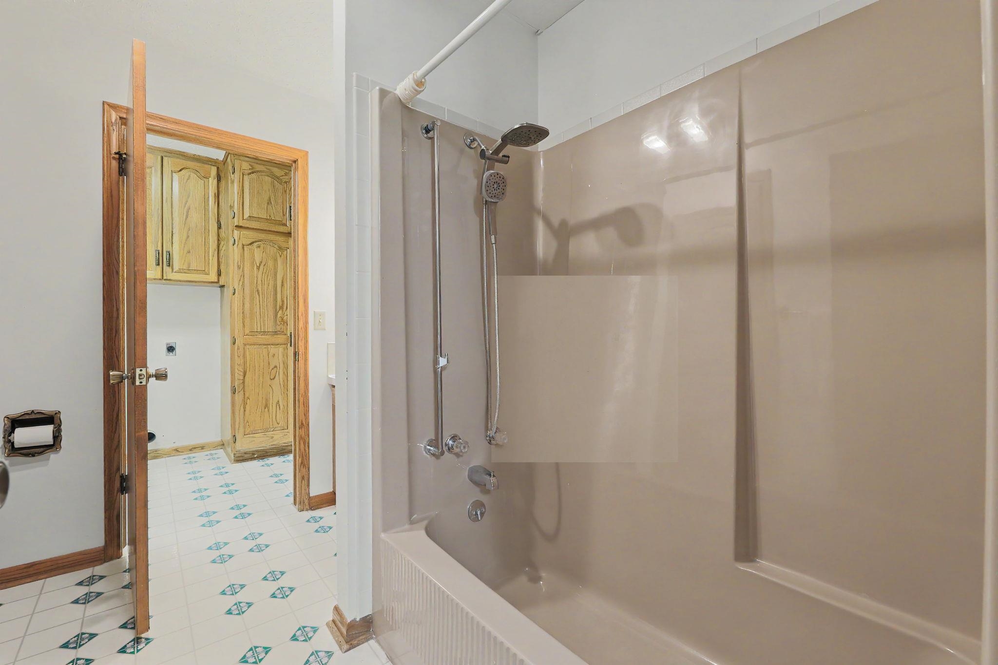 3036 S Osage Wichita KS 67217