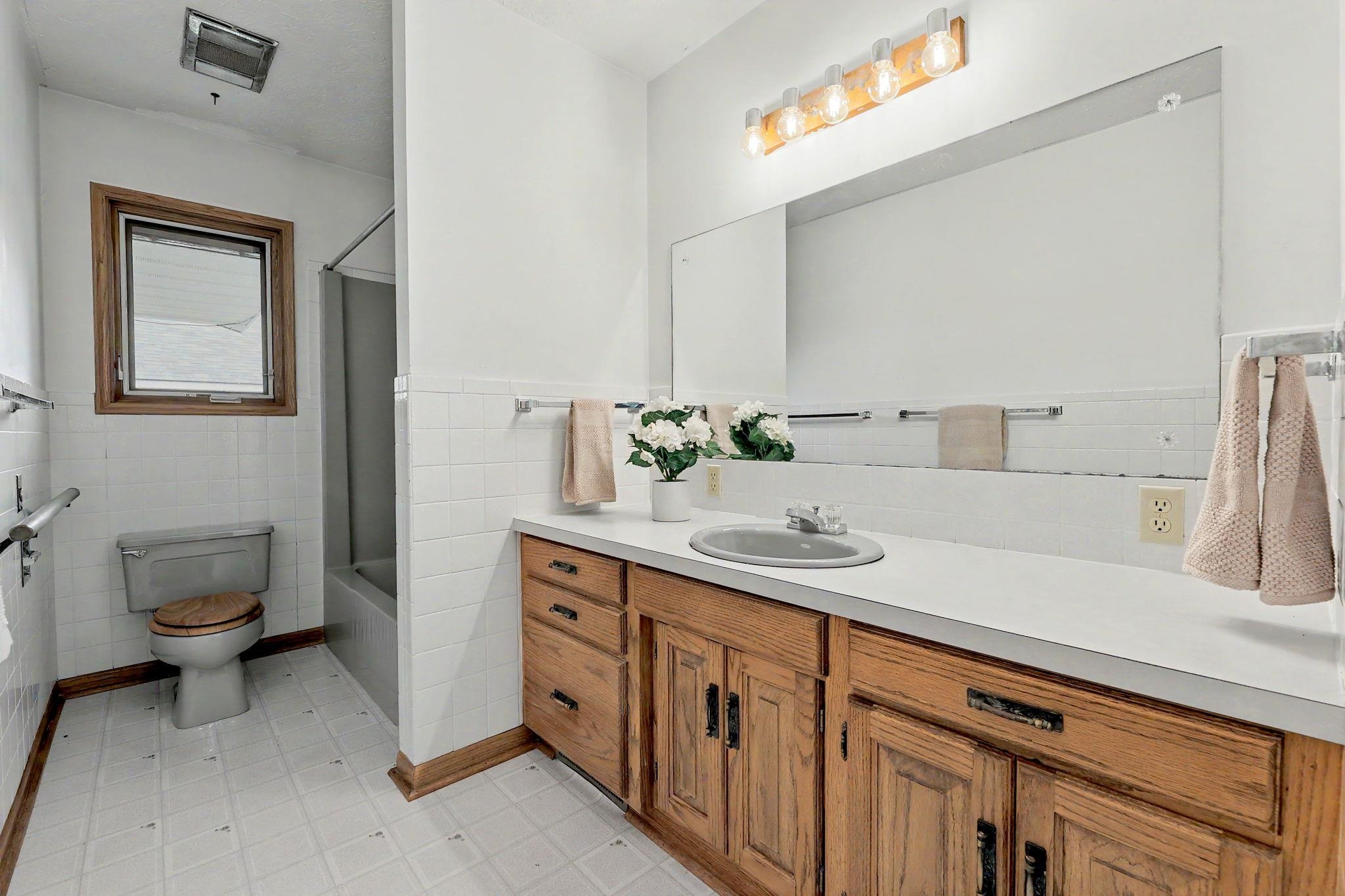 3036 S Osage Wichita KS 67217