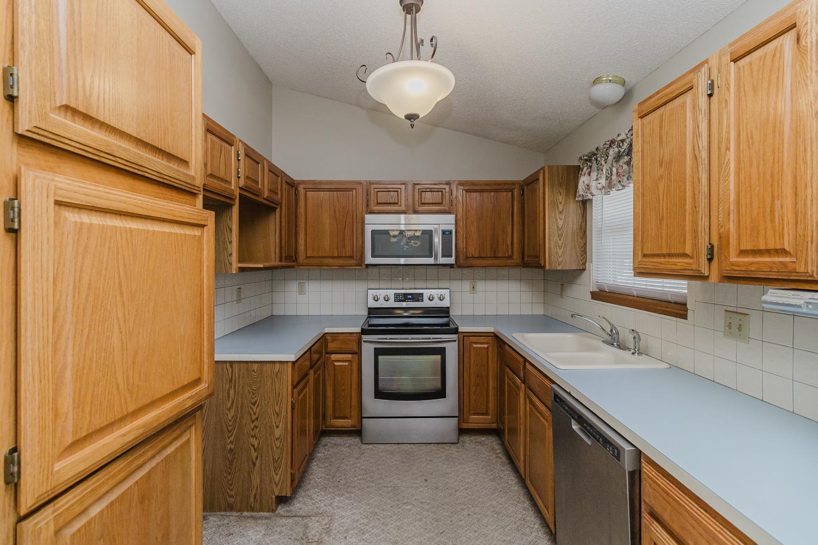 8110 W Westlawn Wichita KS 67212