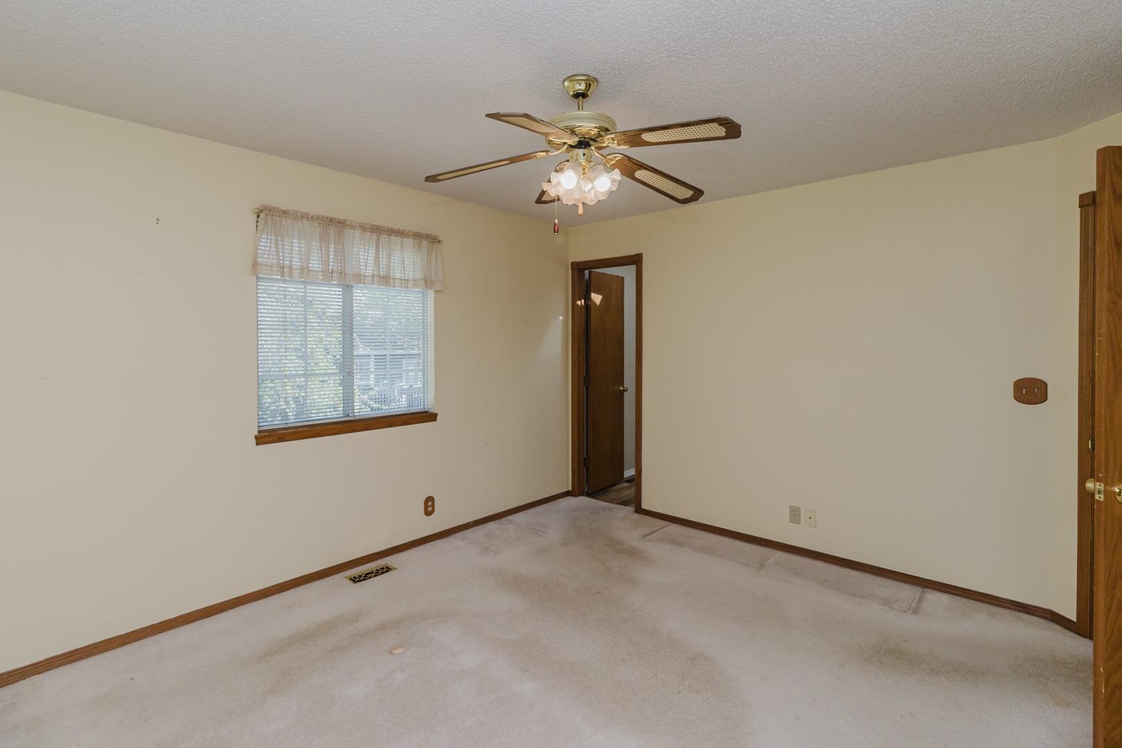8110 W Westlawn Wichita KS 67212