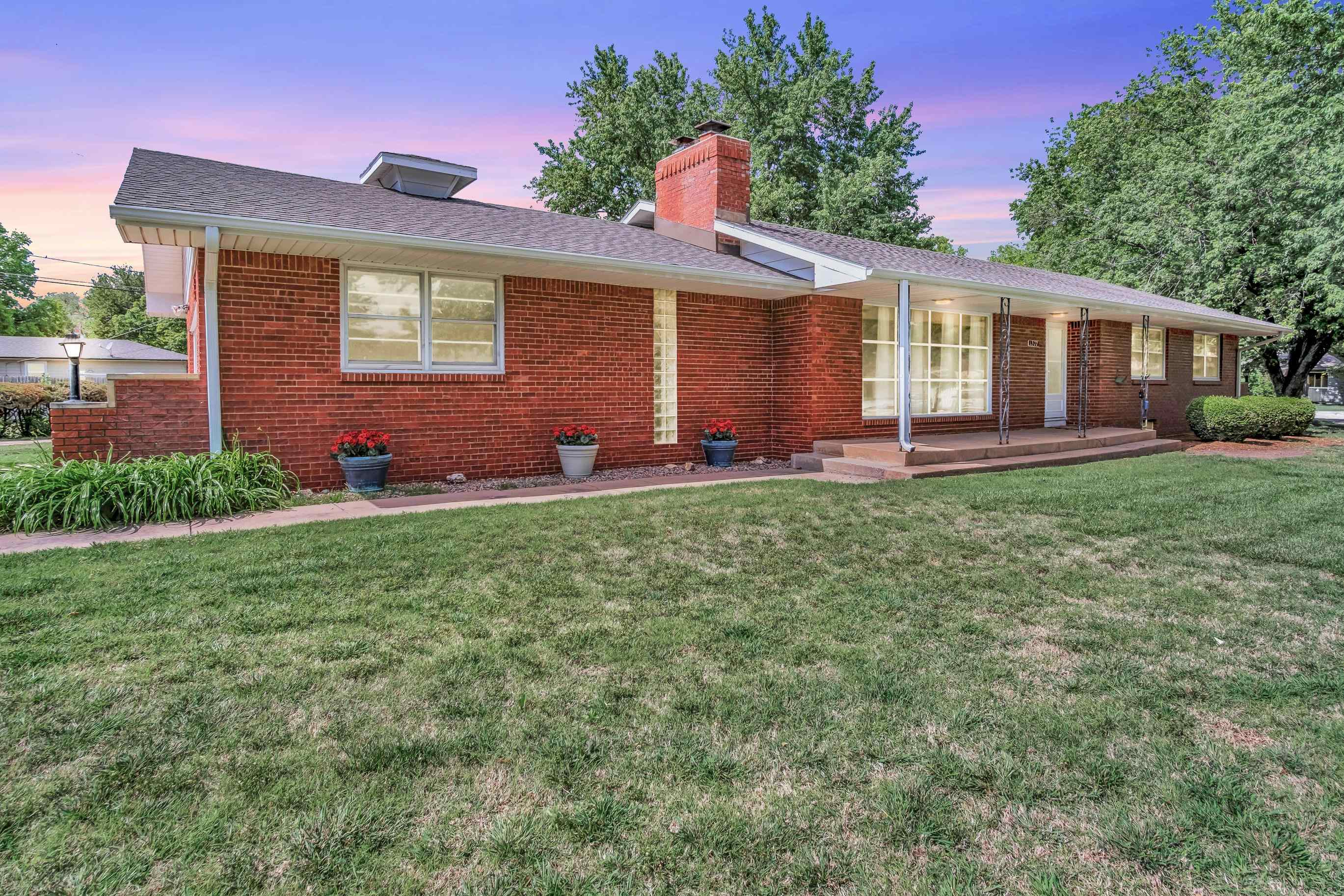 1300 W 6th Street Newton KS 67114