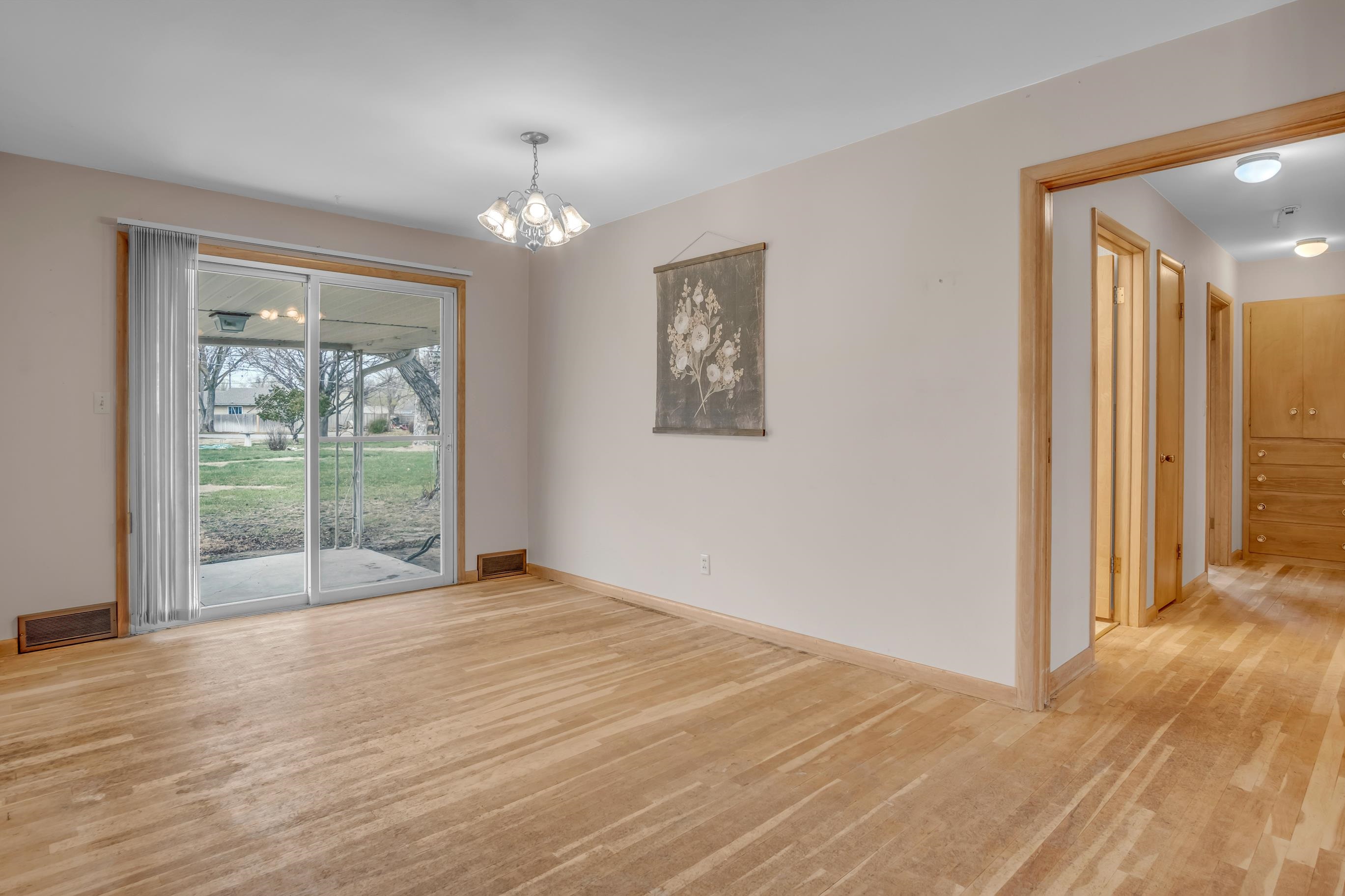 1300 W 6th Street Newton KS 67114