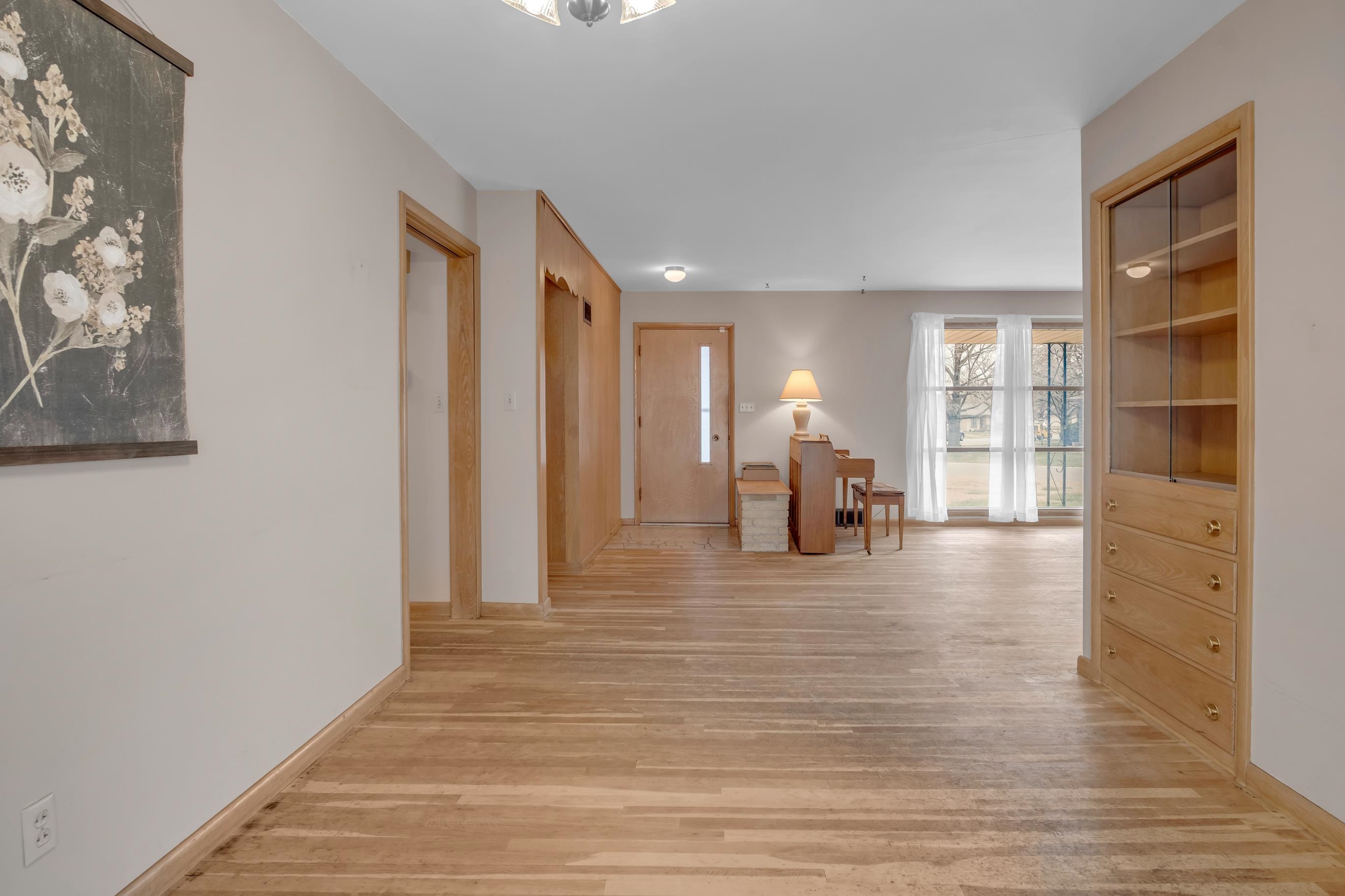 1300 W 6th Street Newton KS 67114