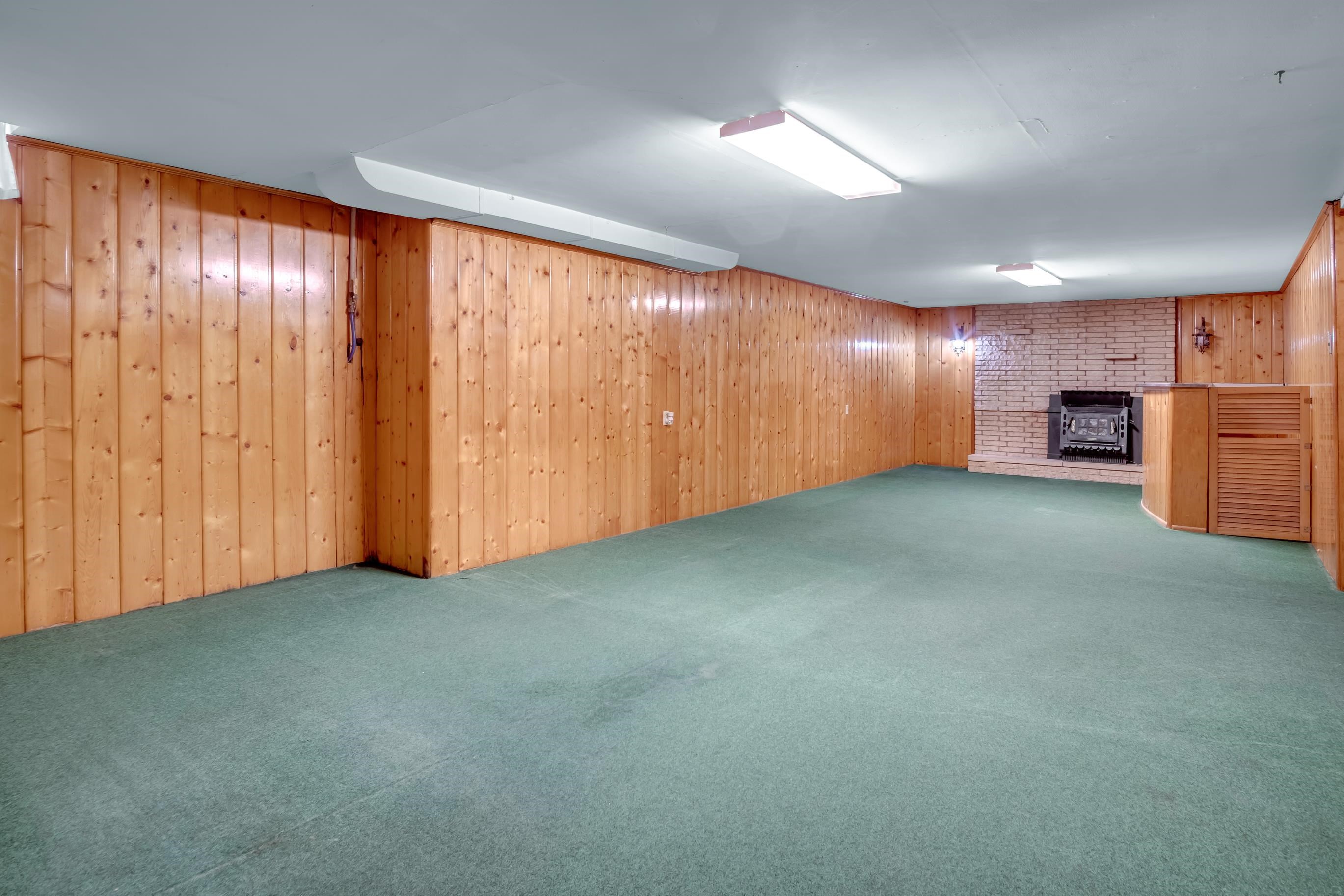 1300 W 6th Street Newton KS 67114