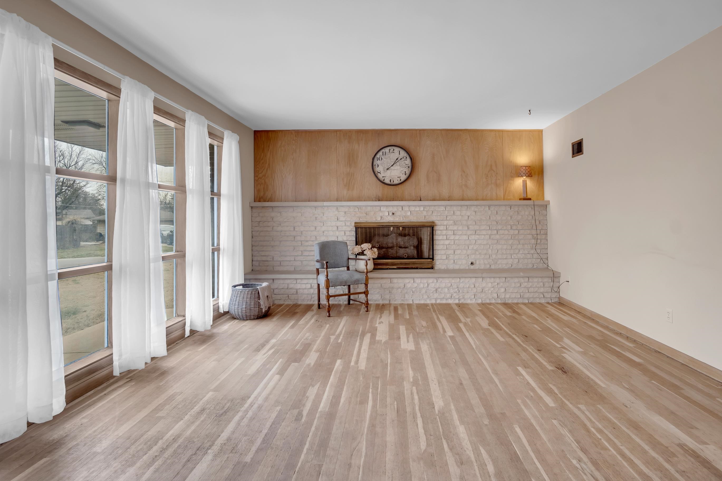 1300 W 6th Street Newton KS 67114