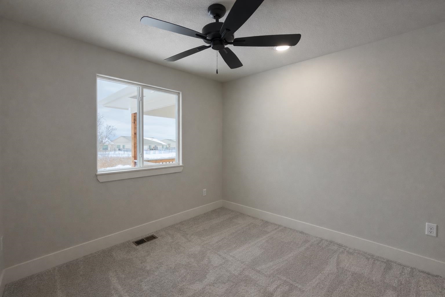 5518 N St Paul Court Wichita KS 67204