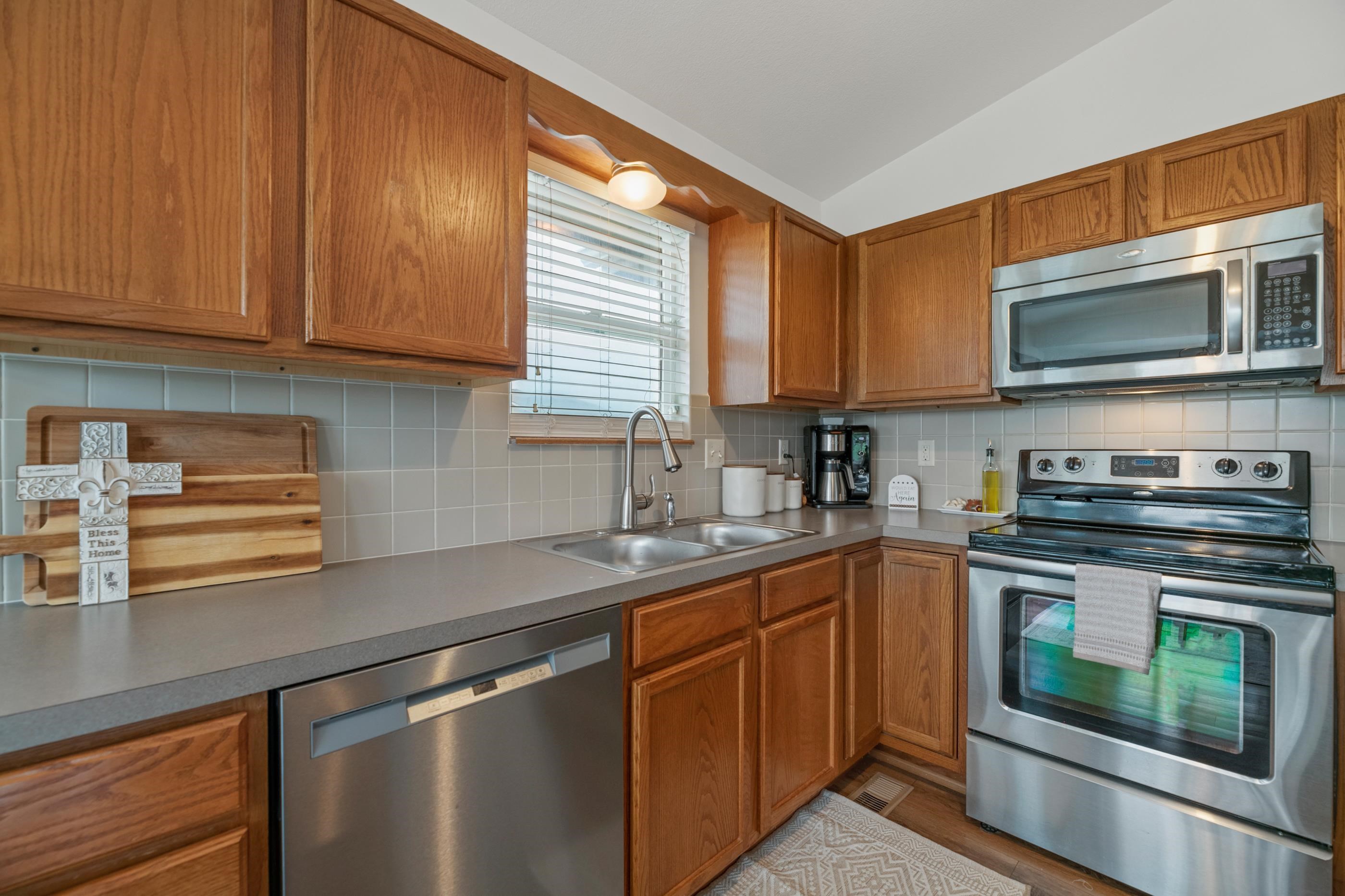 1679 S Lynnrae Court Wichita KS 67207