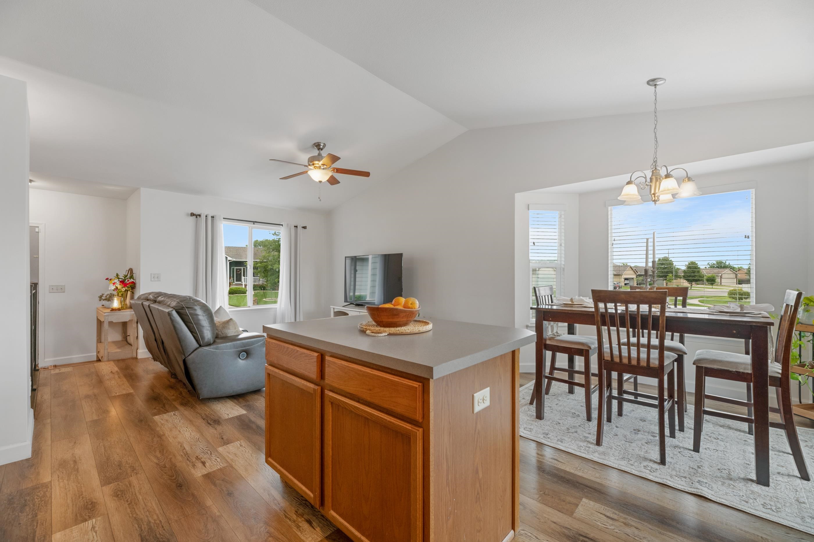 1679 S Lynnrae Court Wichita KS 67207