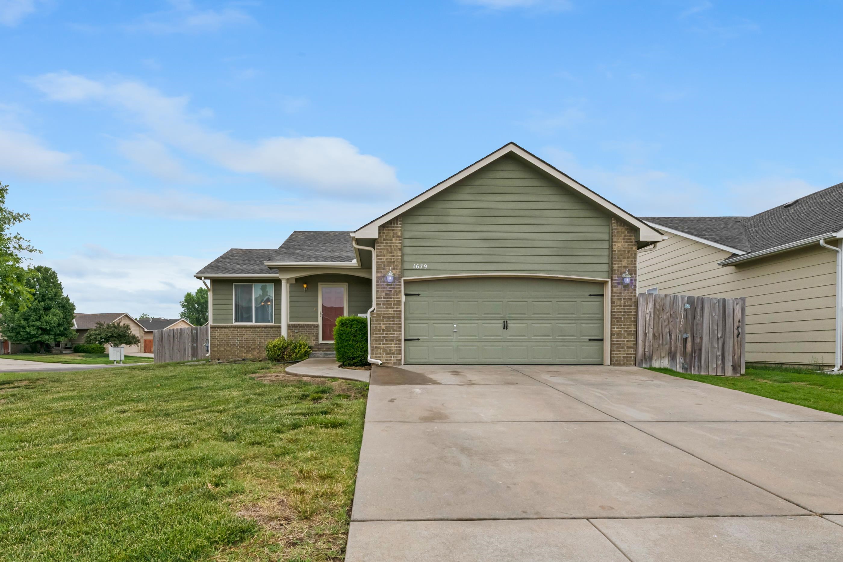 1679 S Lynnrae Court Wichita KS 67207