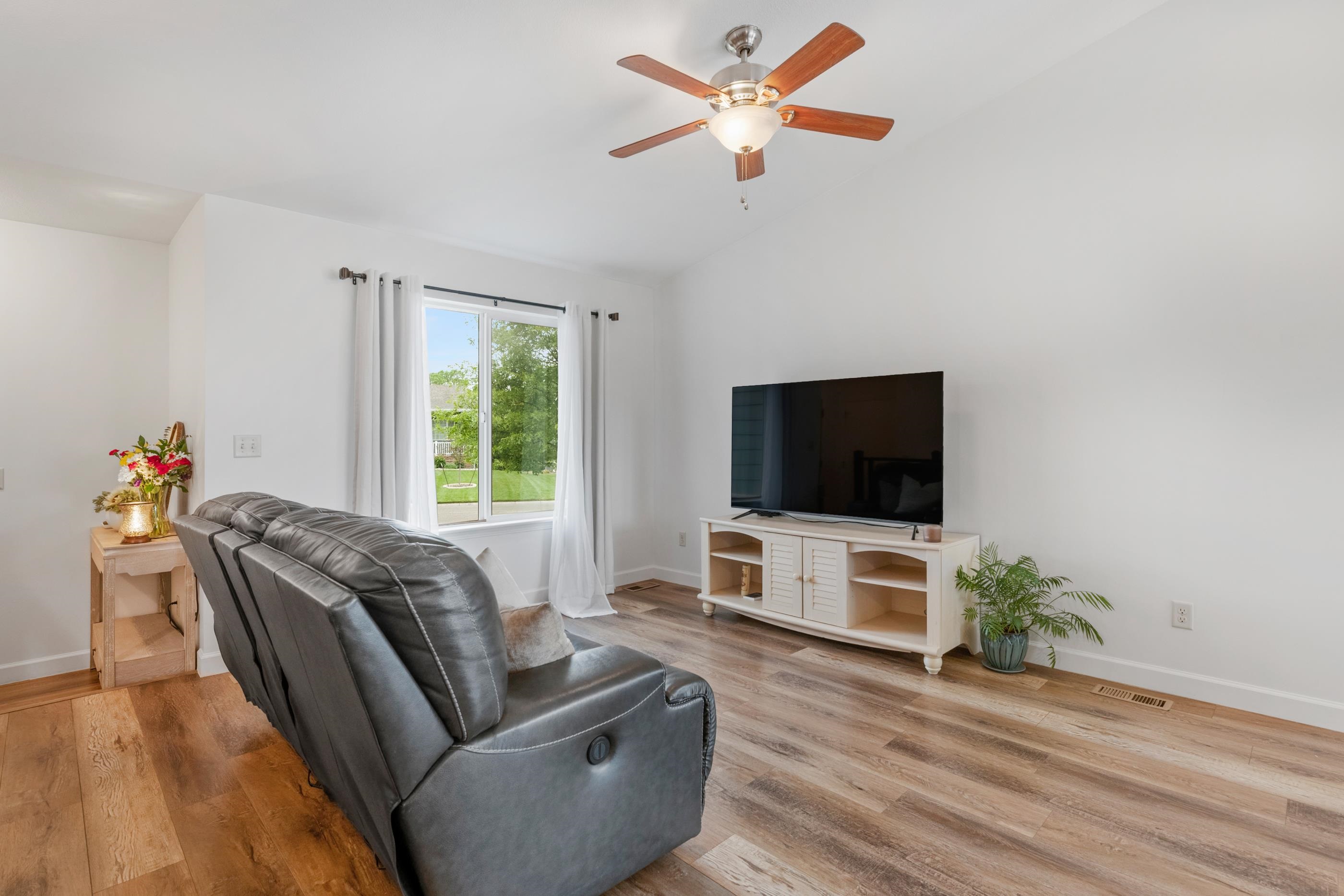1679 S Lynnrae Court Wichita KS 67207