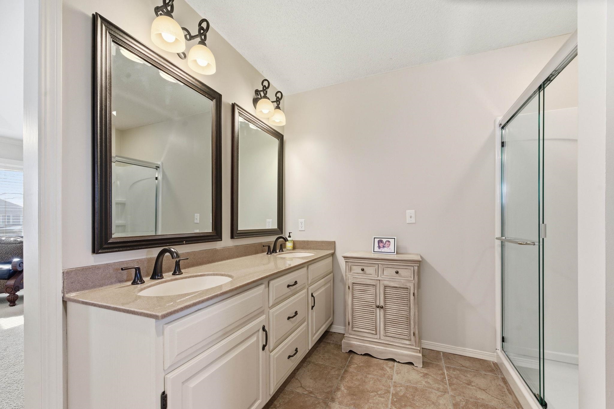 2532 N Fox Run Court Wichita KS 67226