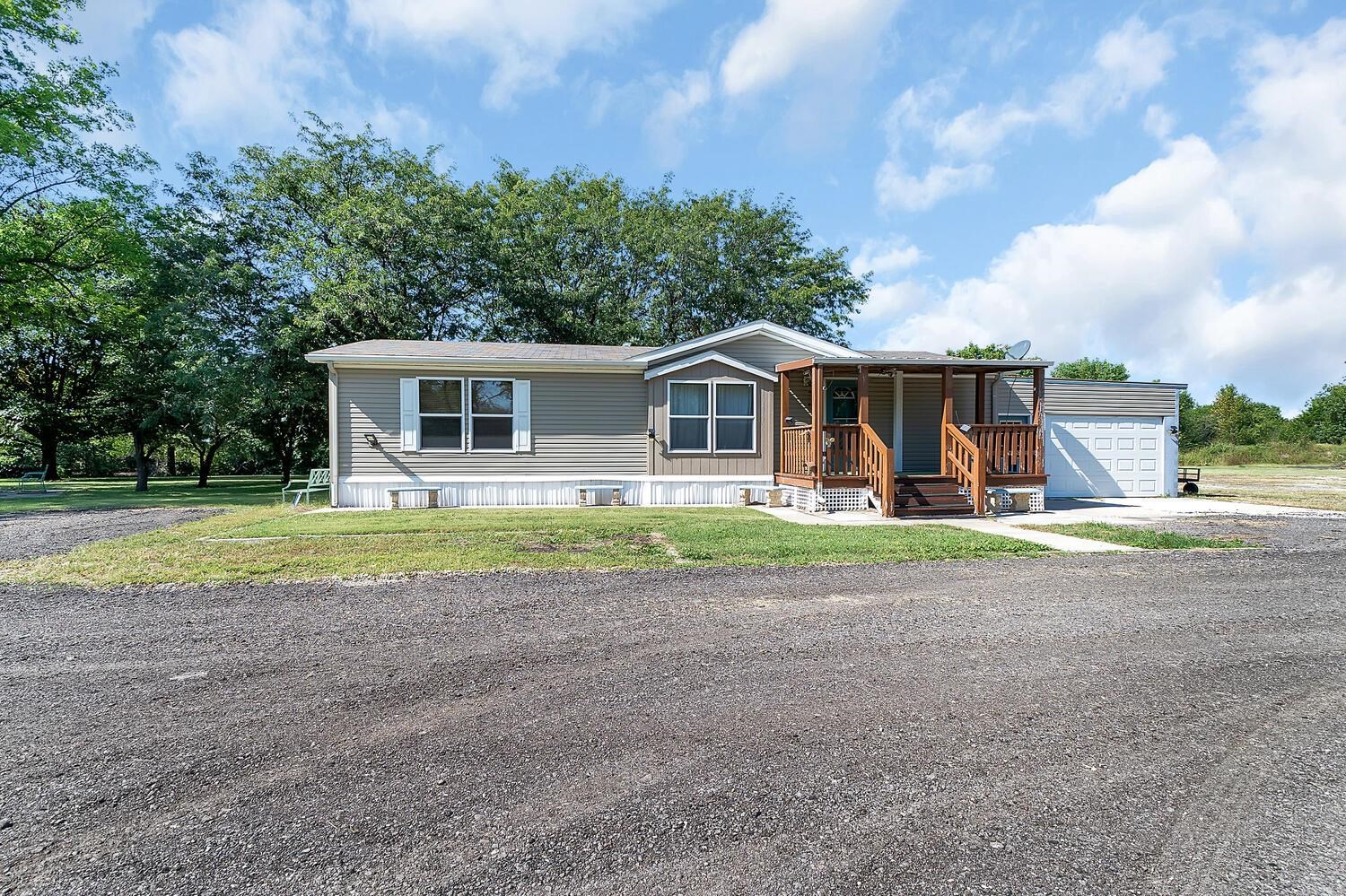 613 N Meridian Road Rear Newton KS 67114