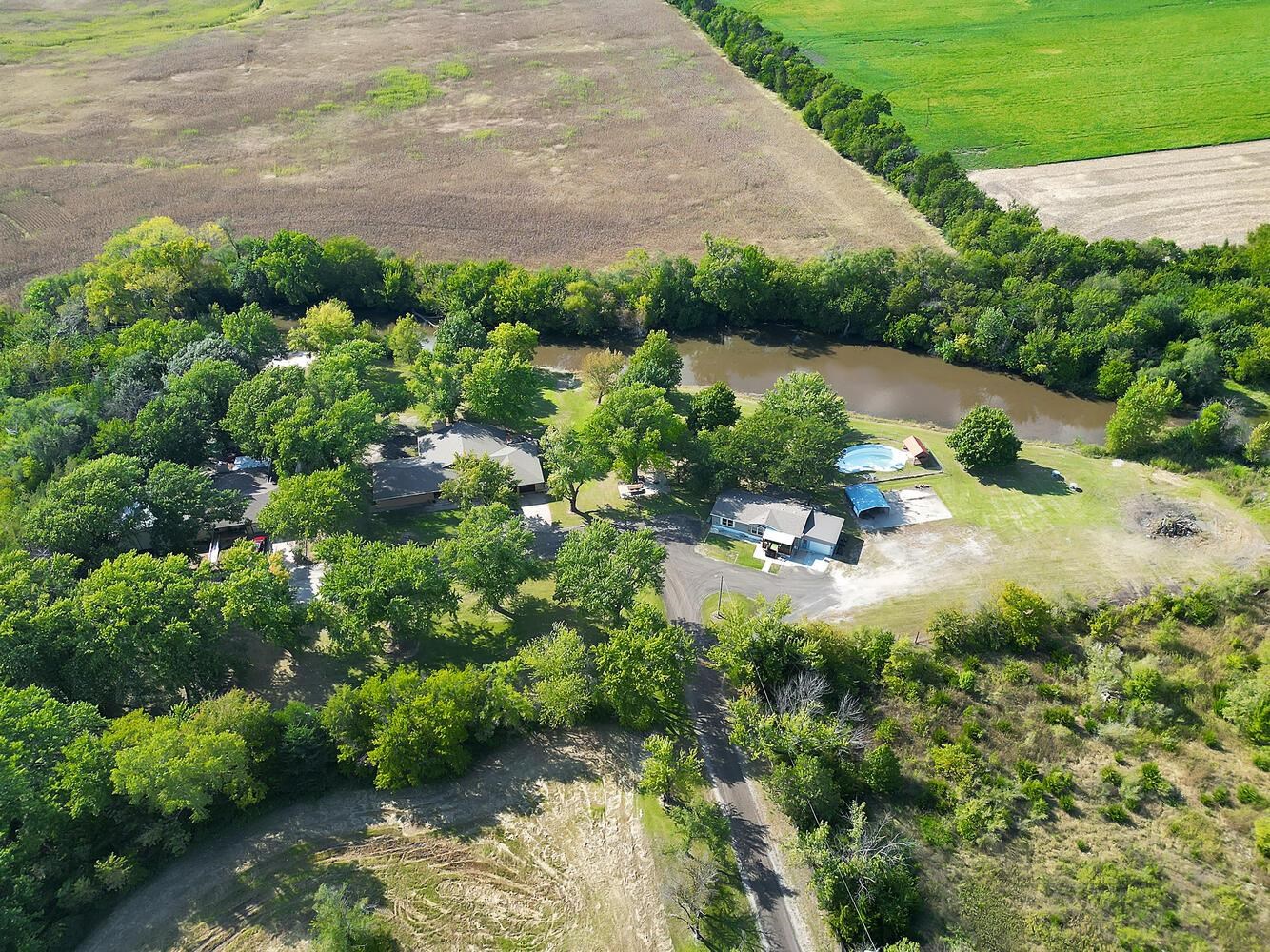 613 N Meridian Road Rear Newton KS 67114