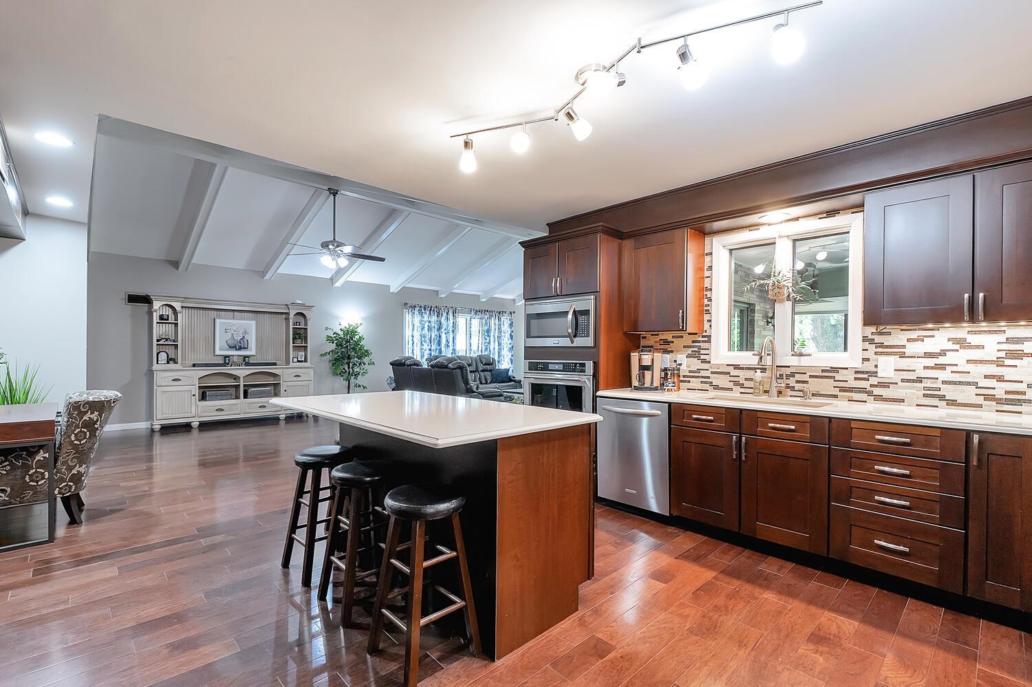 613 N Meridian Road Rear Newton KS 67114