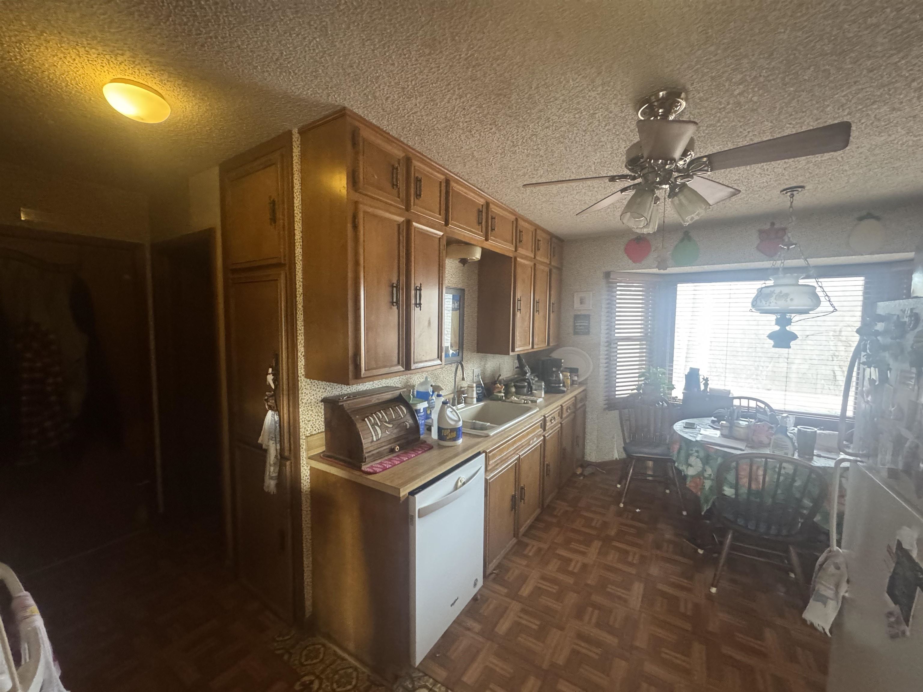 9810 S Ridge Road Sedgwick KS 67135