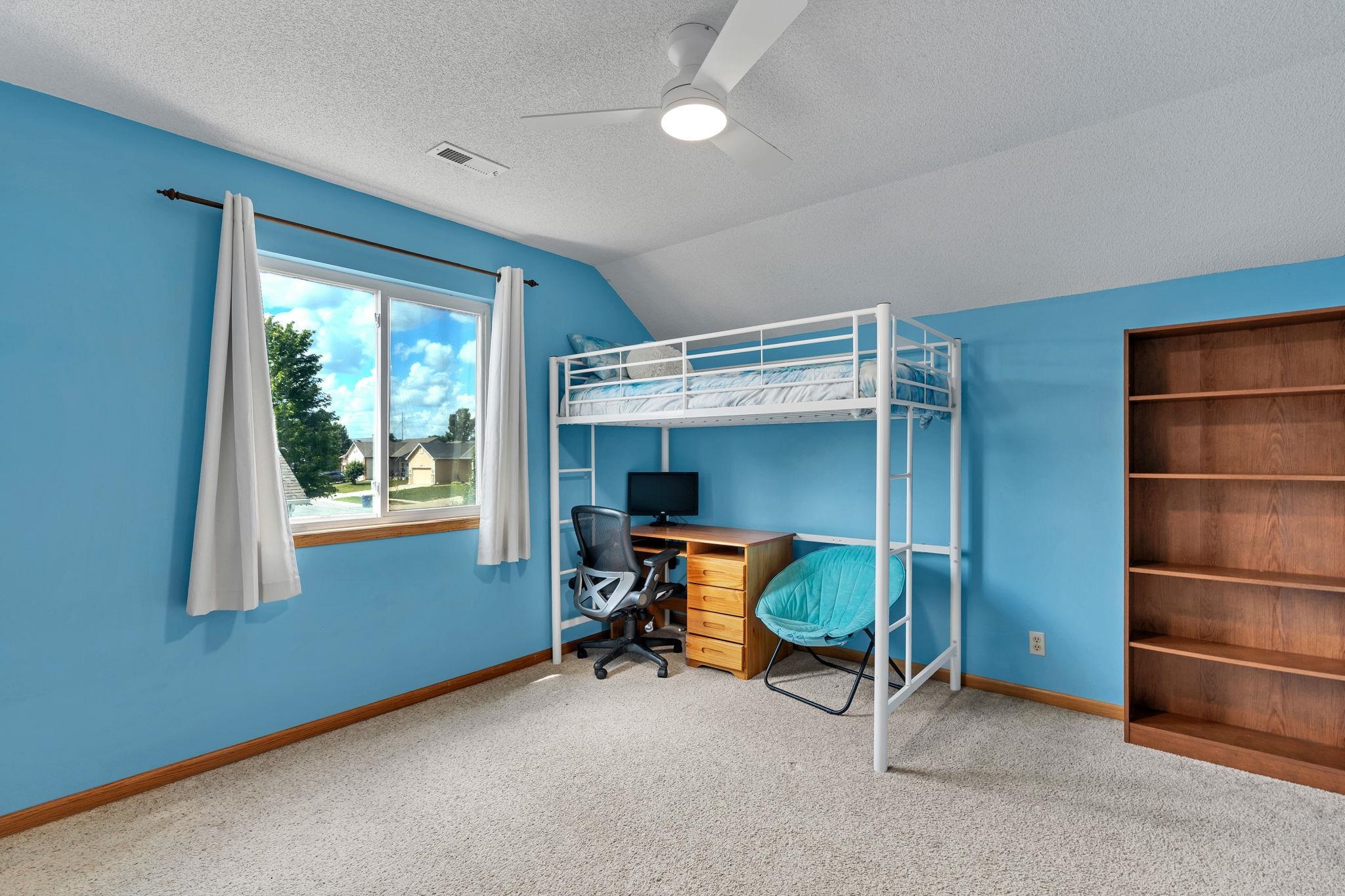 1824 S Stoneybrook Street Wichita KS 67207